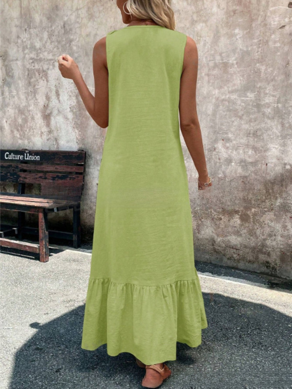 Sleeveless V-Neck Women's Elegant Green Ruffle Hem Midi Dress