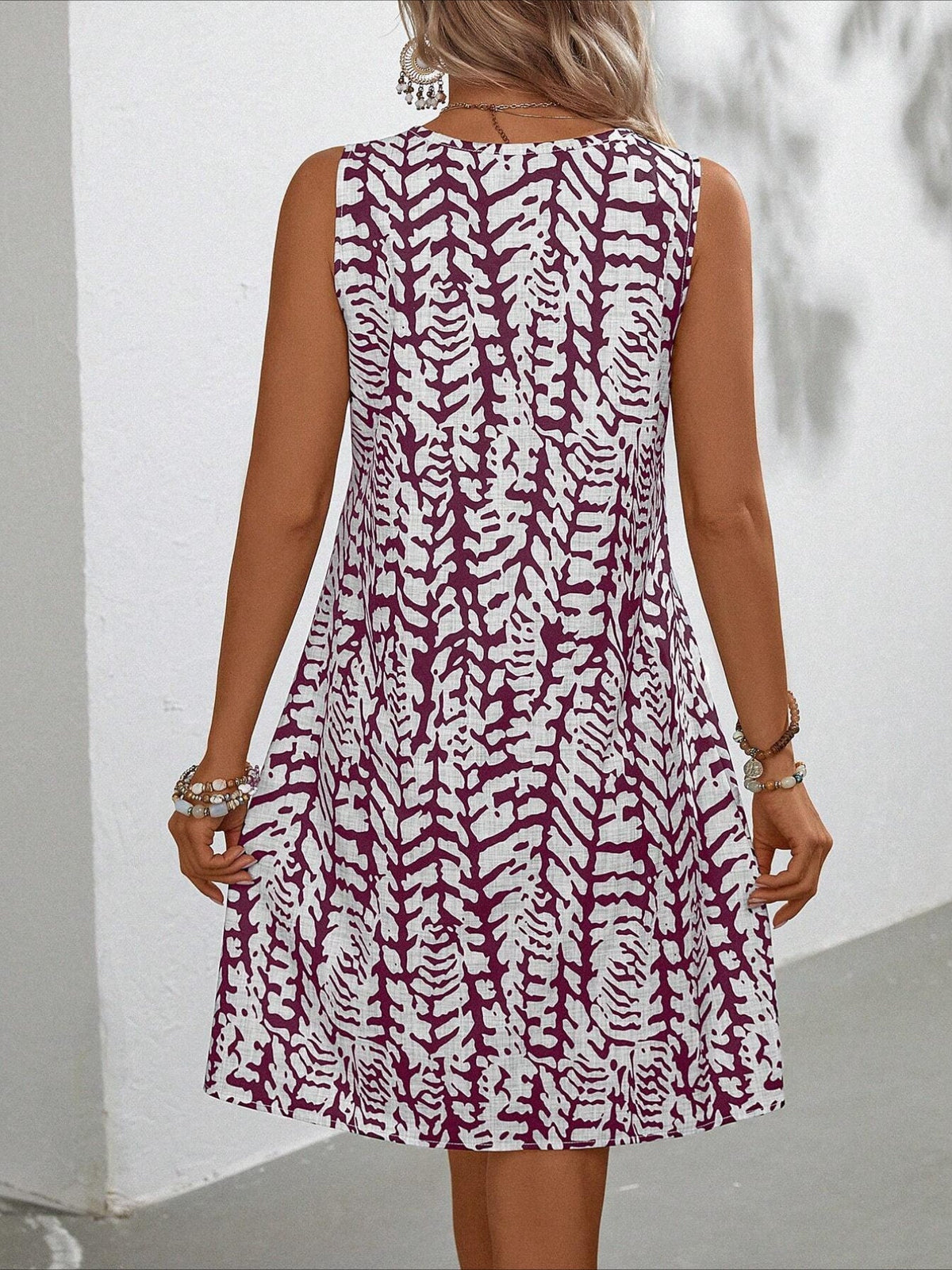 Ethnic Floral Print Crew Neck Dress, Casual Sleeveless Dress