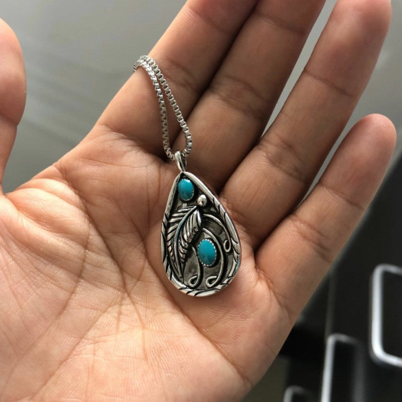 Set Turquoise Vintage Dyed Black Feather Pendant