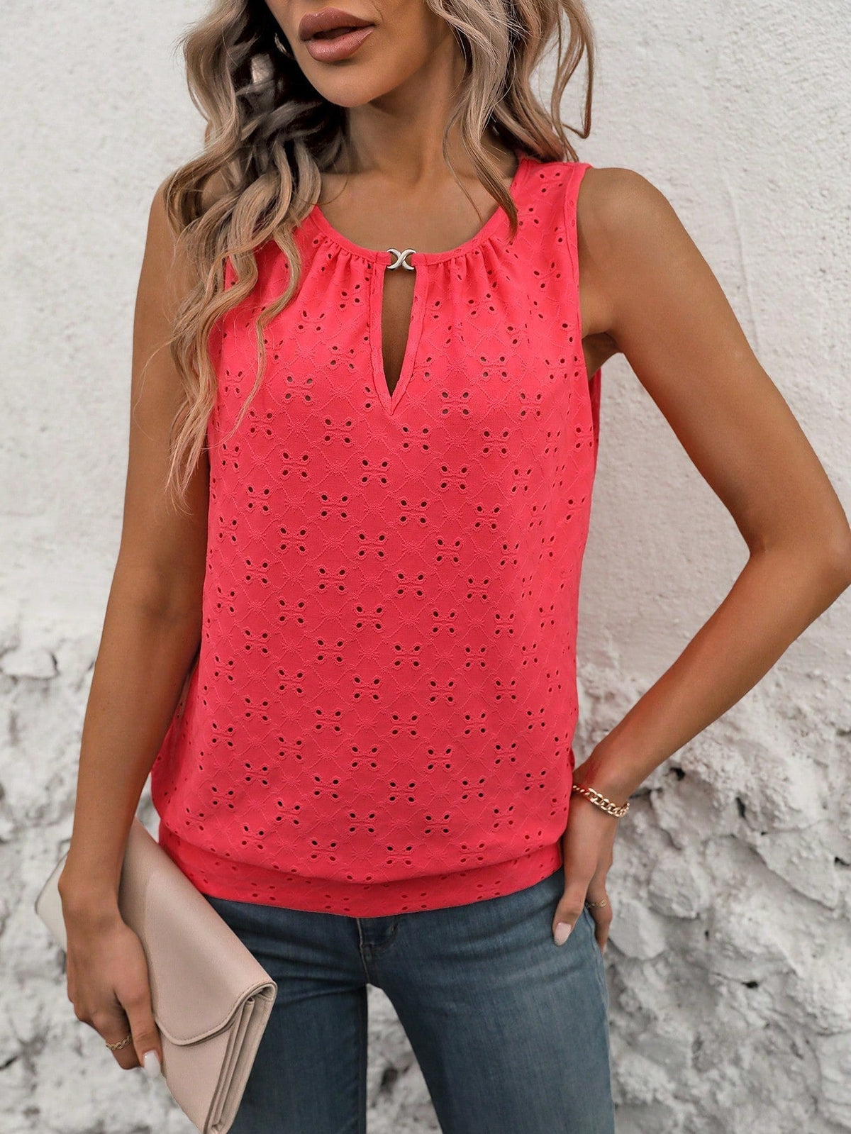 Women's Burnout Embroidery Lock Hole Collar Tank Top