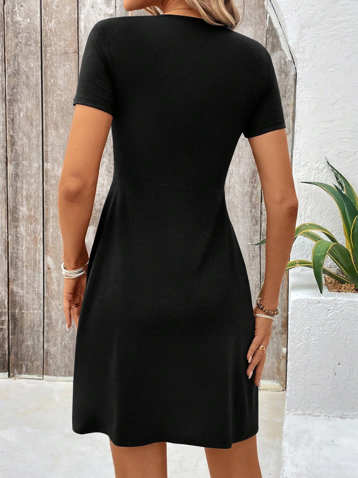 Women's Simple Solid Color Short Sleeve V-Neck Dress