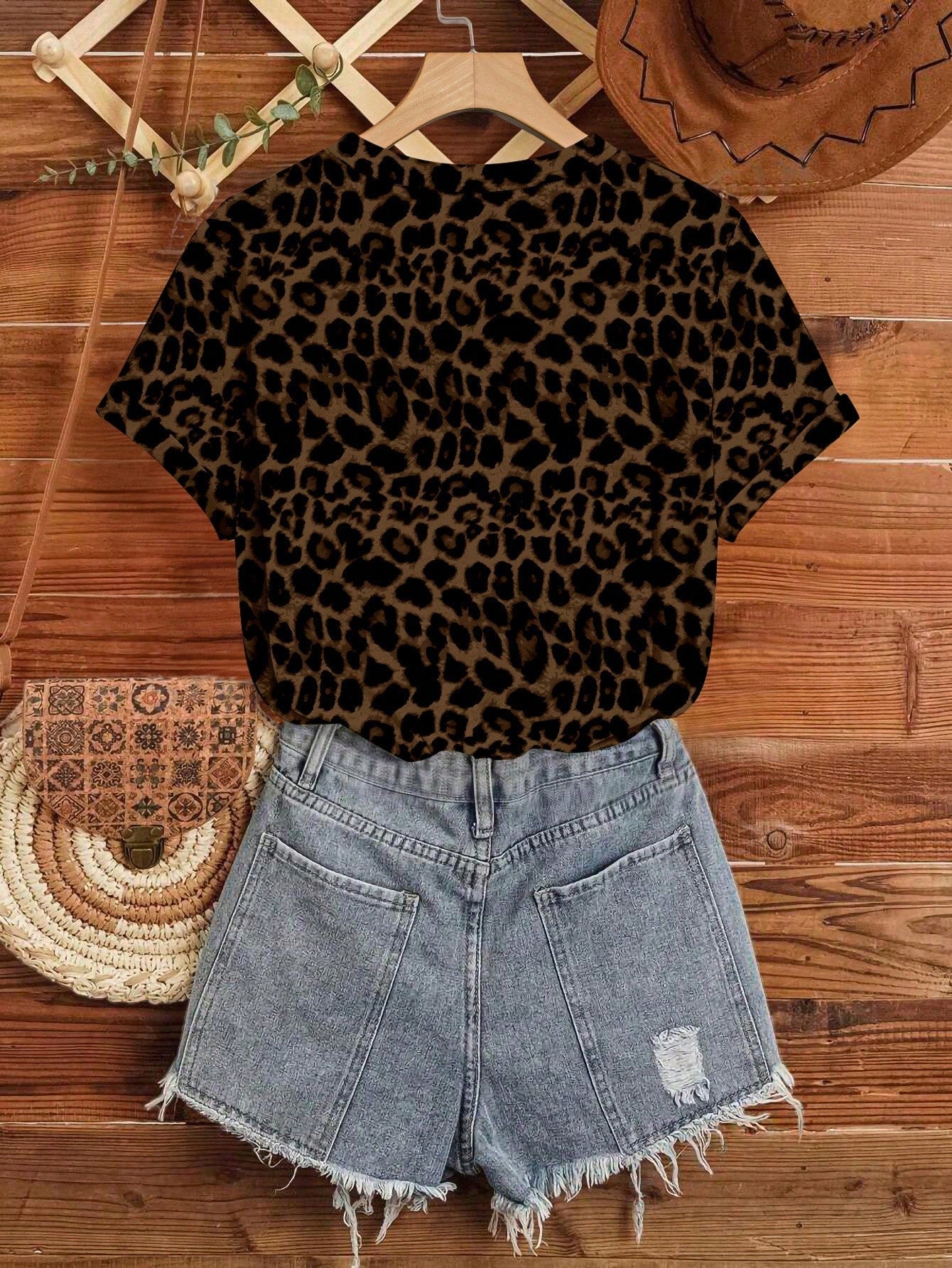 Casual Simplistic Floral Round Neck Loose Fit Women T-Shirt