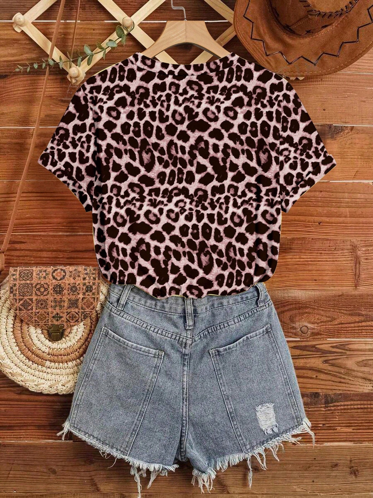 Casual Simplistic Floral Round Neck Loose Fit Women T-Shirt