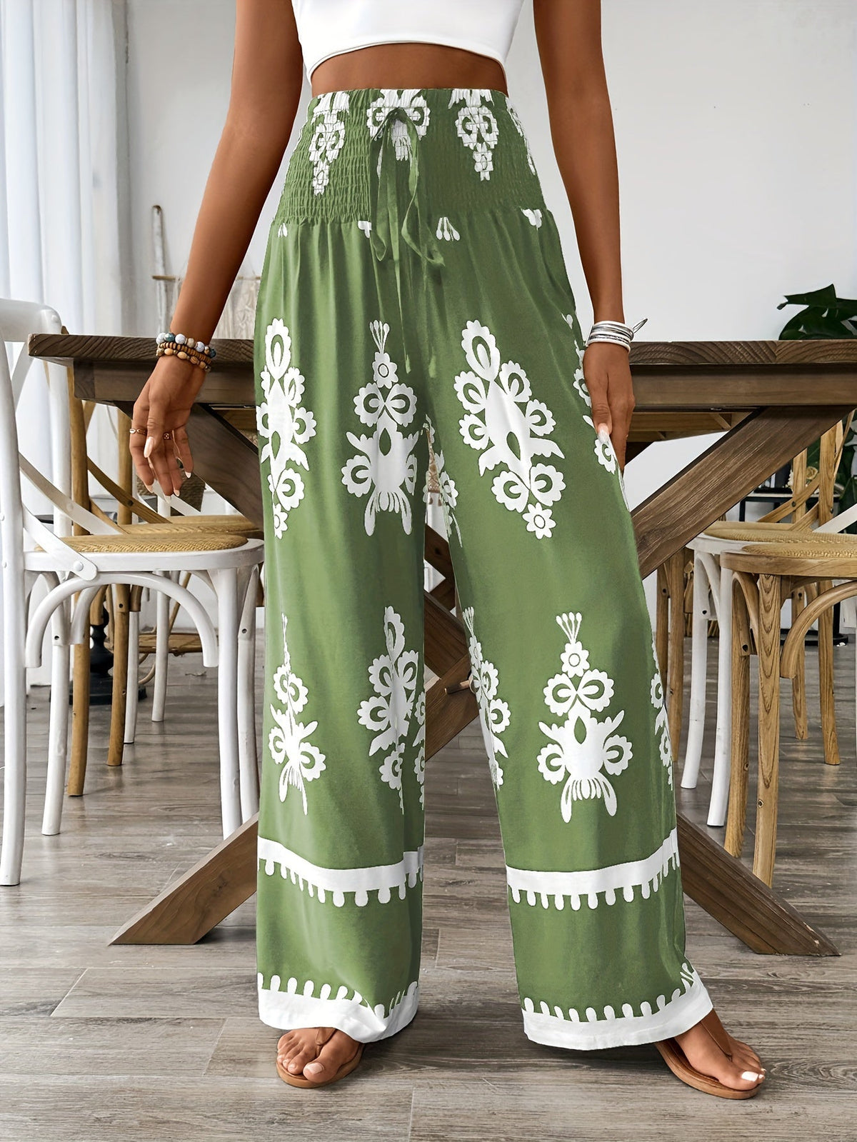 Elegant High-Waisted Chic Green Floral Print Wide-Leg Pants for Women