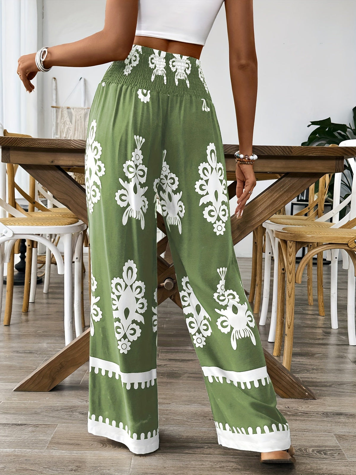 Elegant High-Waisted Chic Green Floral Print Wide-Leg Pants for Women