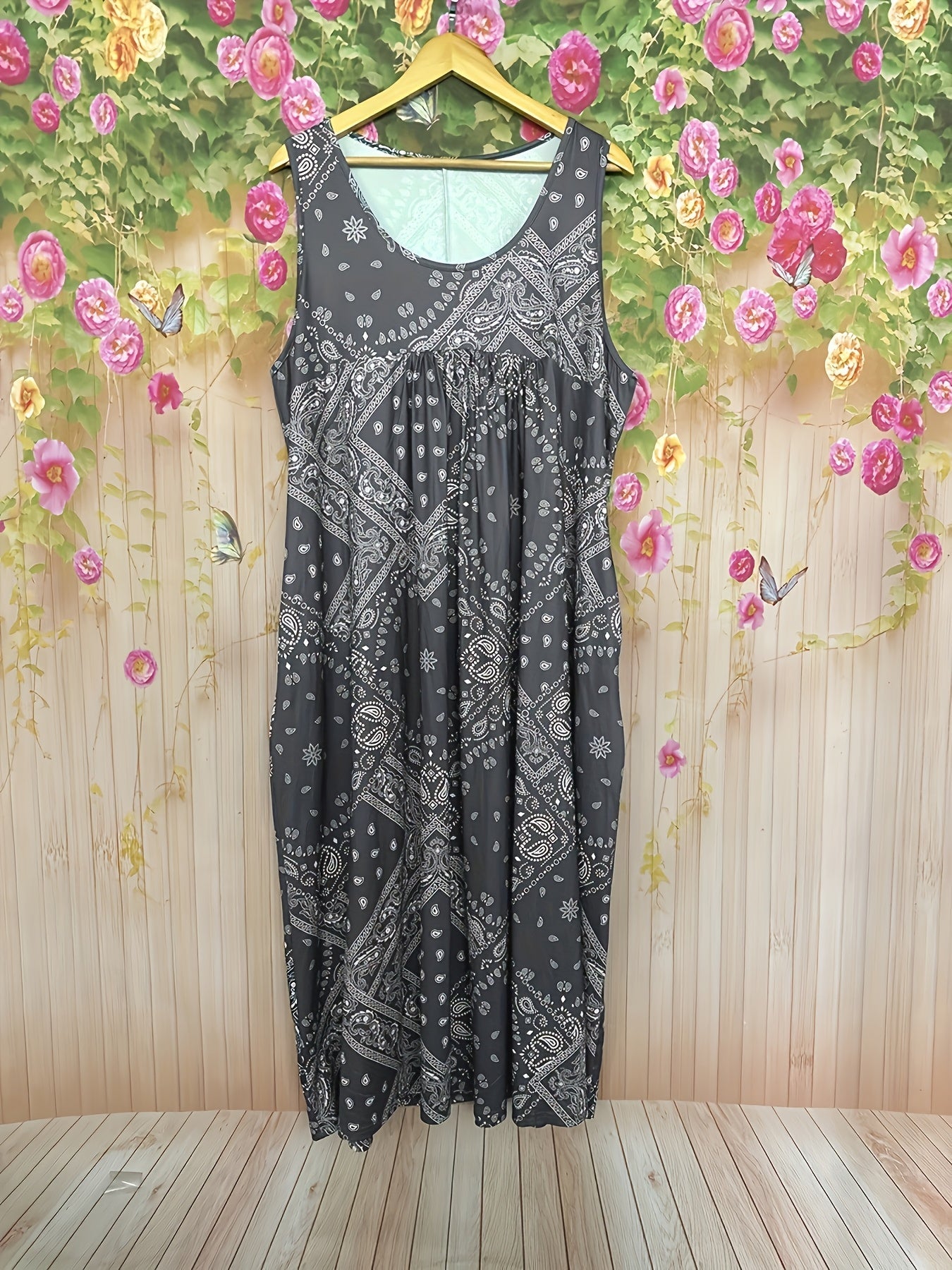 Geometric Print Sleeveless Midi Dress