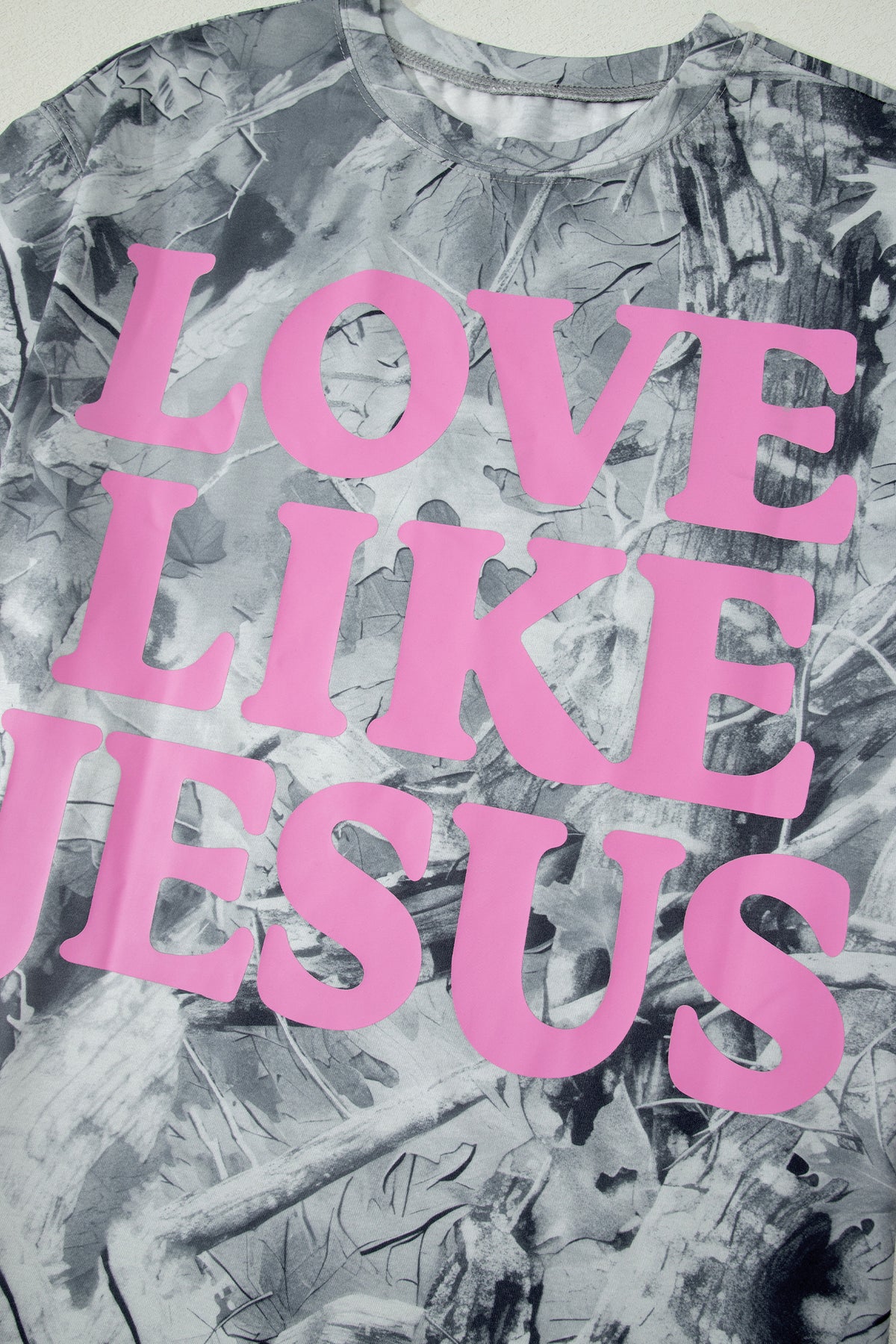 Pink Camo Woodland LOVE LIKE JESUS Casual Tee