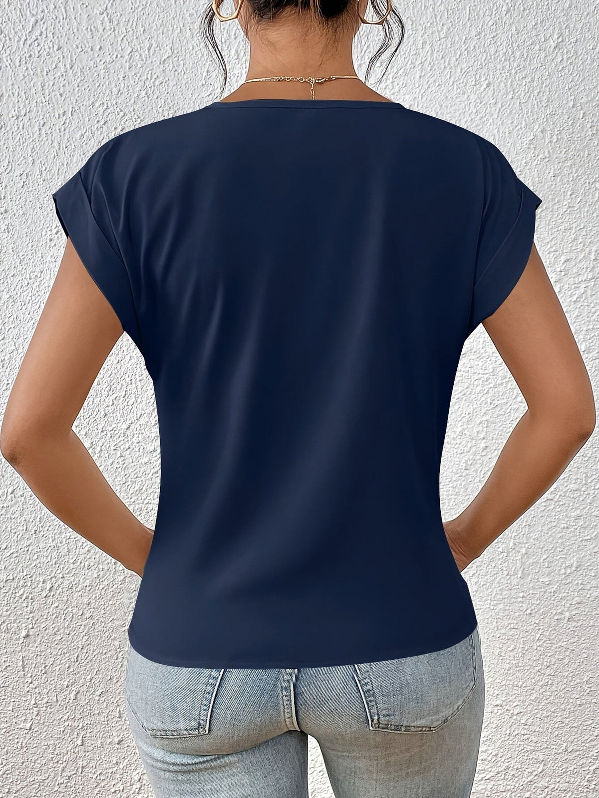 Women's Knot V Neck T-Shirt - Casual Short Sleeve Top
