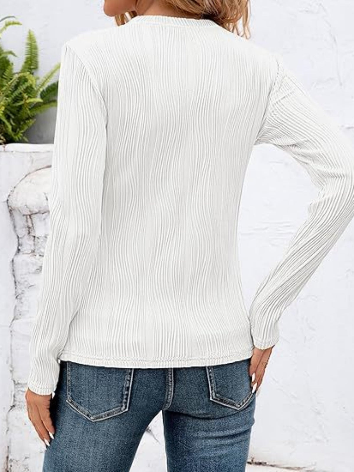 Sanopy Women's Long Sleeve Textured Knit Top