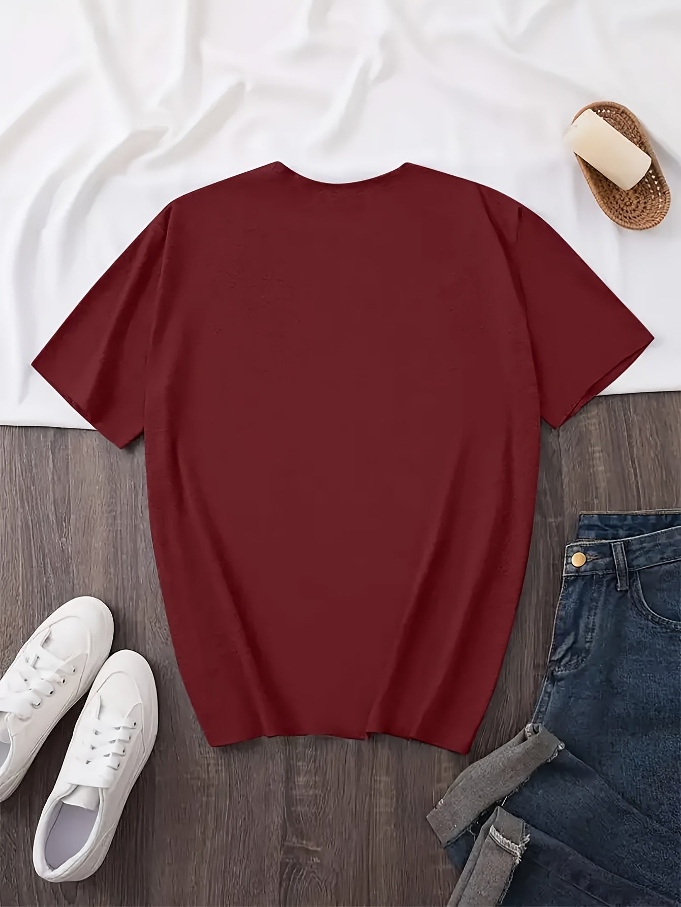 Comfortable And Relaxed Round Neck Short Sleeve Suitable T-Shirt