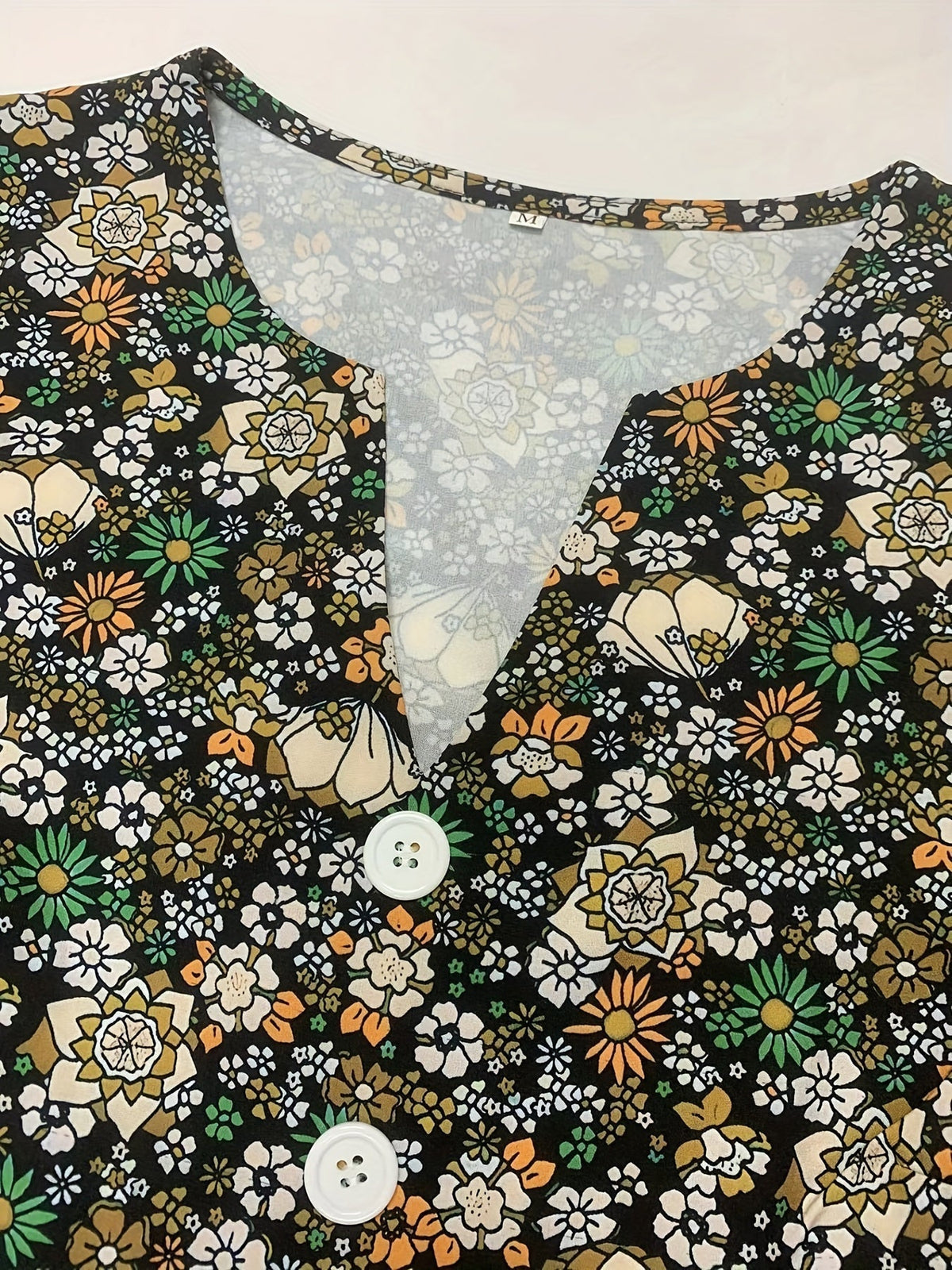 Ditsy Floral Print V Neck Dress, Casual Ruched Summer Dress With Pockets