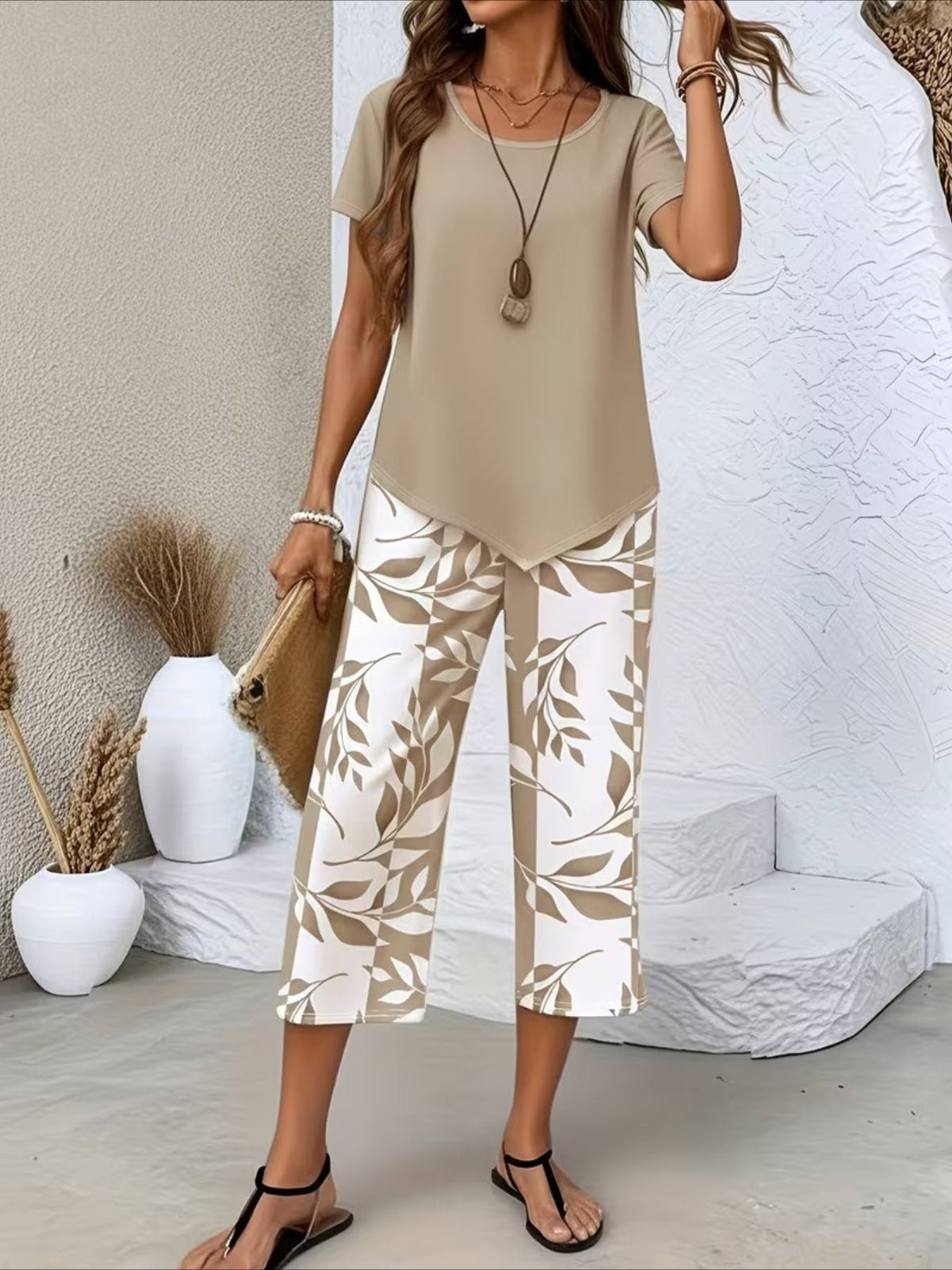 Solid Round Neck Short Sleeve Top With Floral Printing Pants Casual Two-Piece Set