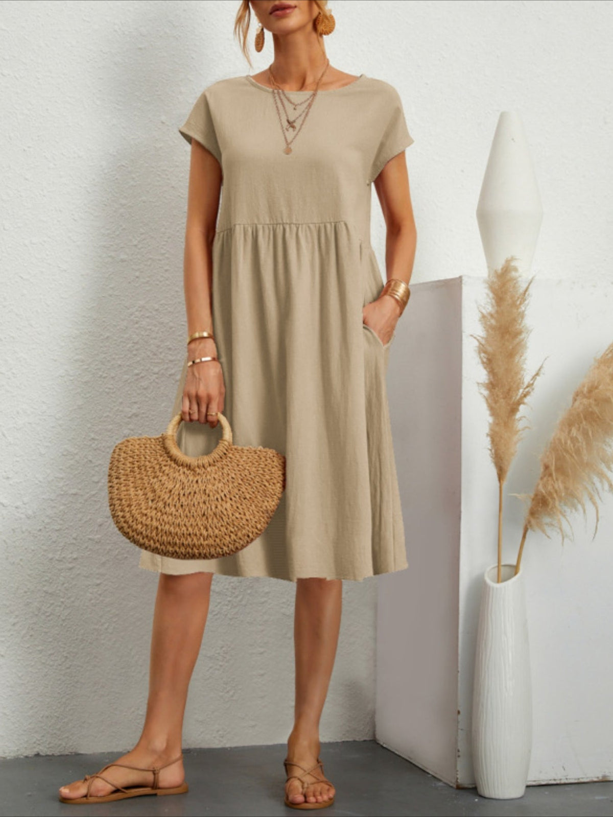Solid Crew Neck Dress With Pocket, Casual Short Sleeve Midi Dress