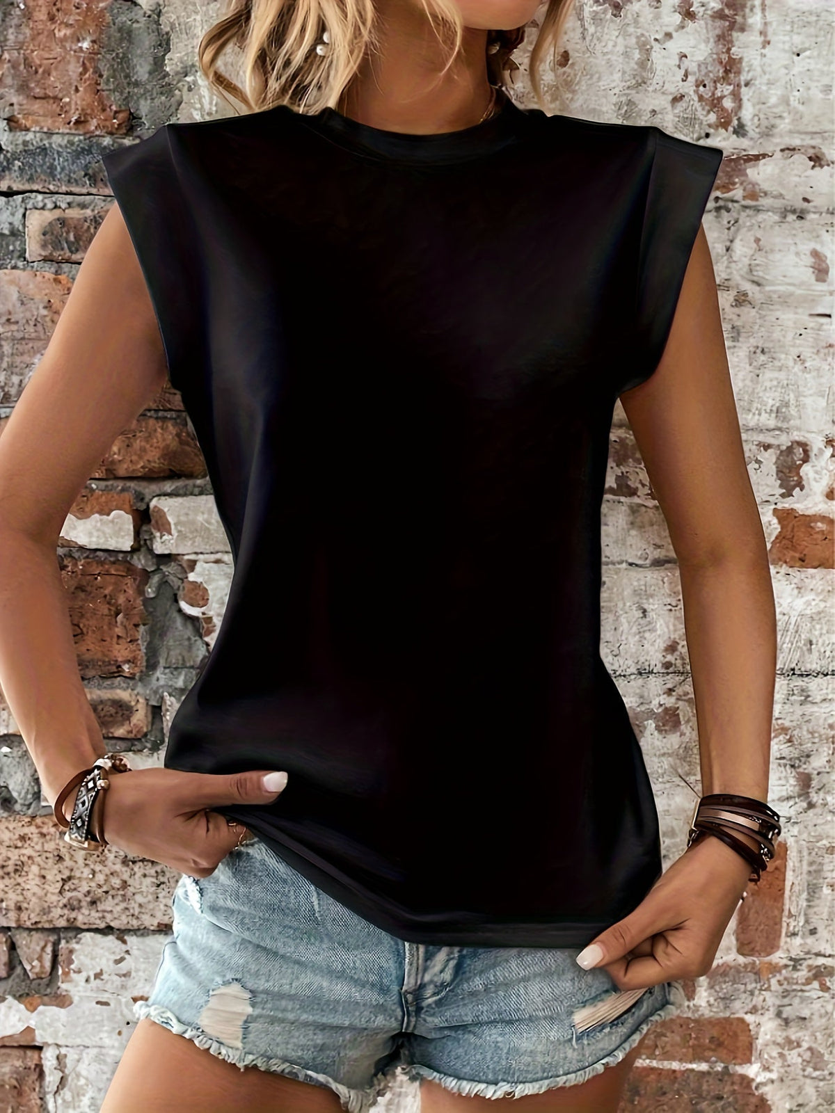 Women's Casual Cap Sleeve T-Shirt- Solid Color Crew Neck Tee for Comfortable Everyday Wear
