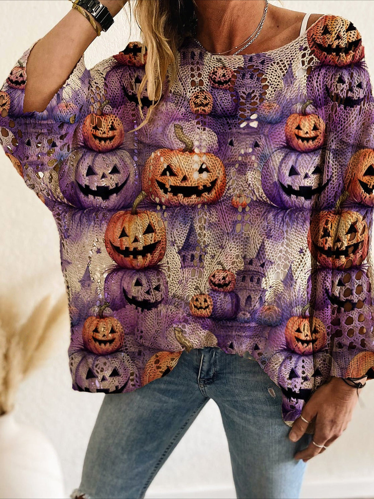 Halloween Theme Off-Shoulder V-Neck Bat & Pumpkin Print Long Sleeve Top