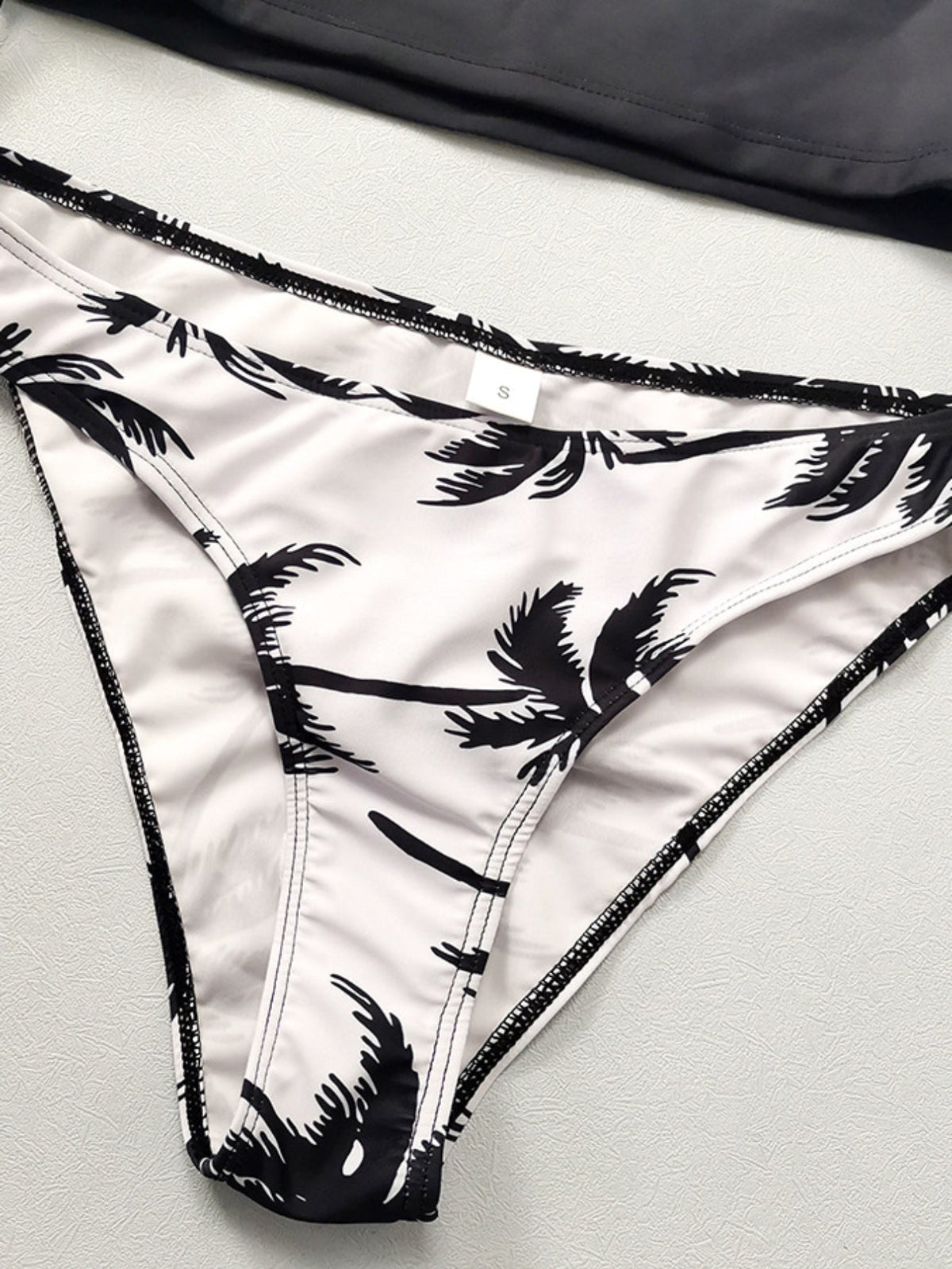 Coconut Tree Sunset Pattern Drawstring 2 Piece Set Swimsuit, Halter Tie Neck Backless Stretchy Low Waist Bathing Suit