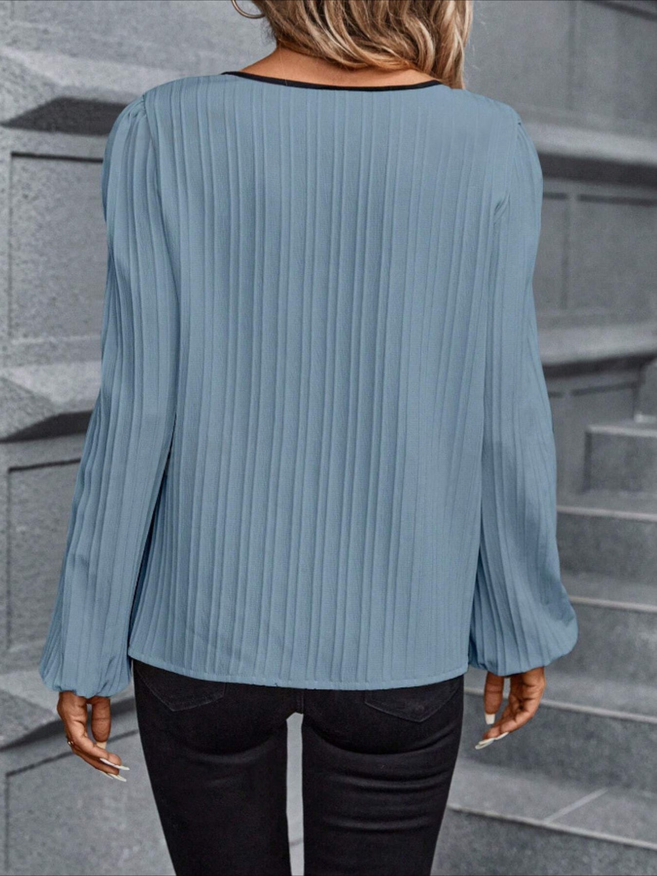 Women's Casual Spring & Fall Lantern Sleeve Blouse with Contrast Trim Notched Neck, Perfect for Everyday Wear