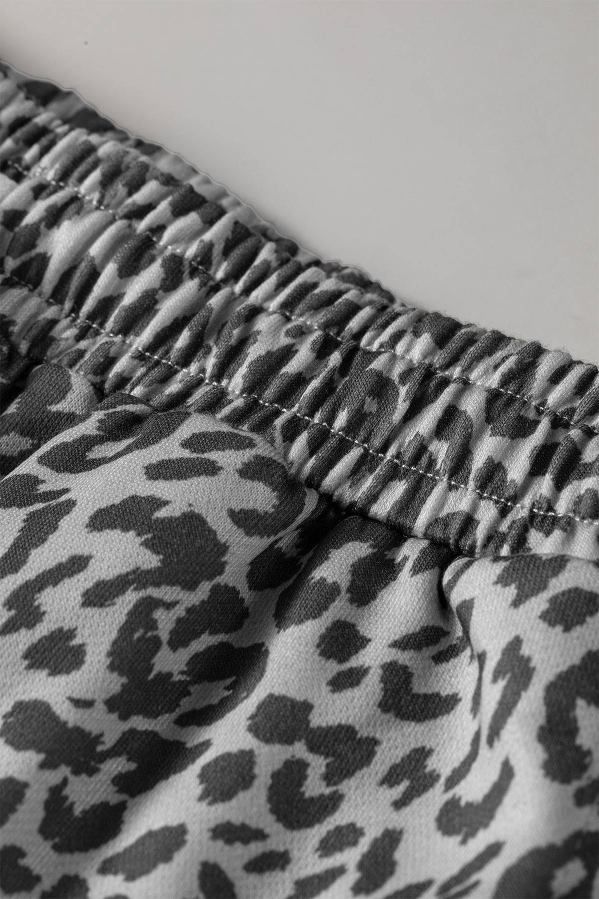 Gray Leopard Print Star Patched Drawstring Elastic Waist Jogger Pants