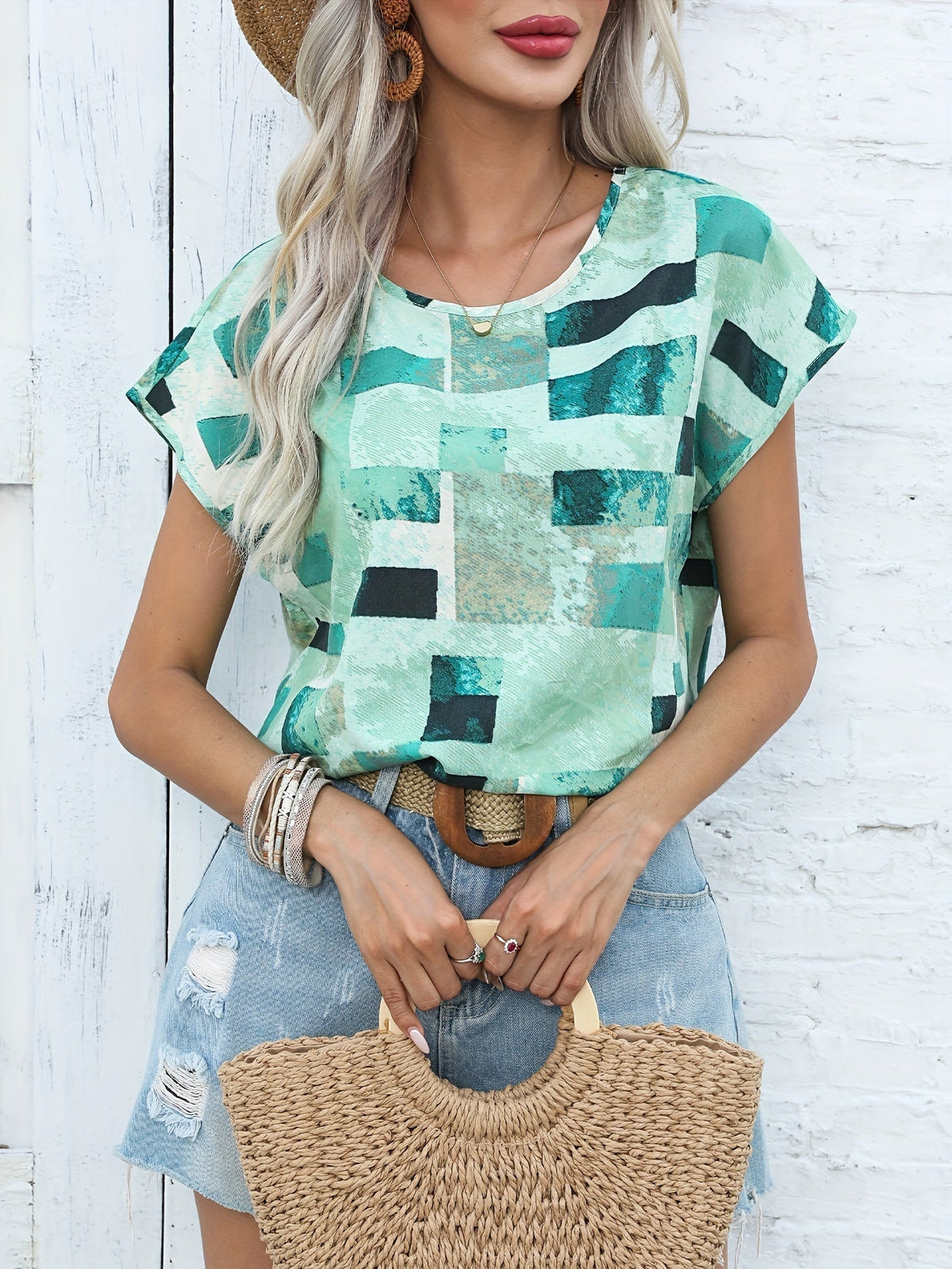 Graphic Print Crew Neck T-shirt, Short Sleeve Aztec Print Tops