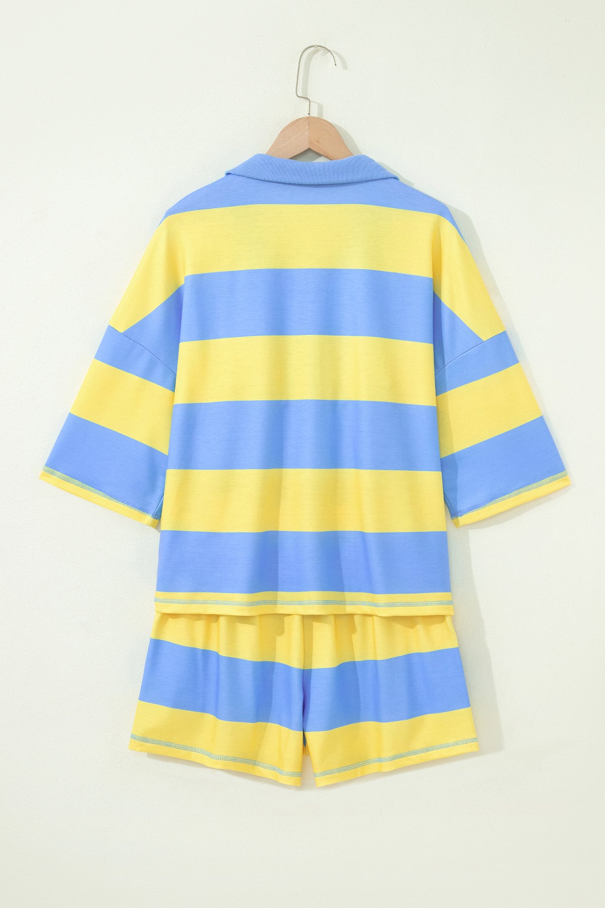 Yellow Stripe Half Zipper Placket Bracelet Sleeve Top Casual Shorts Set