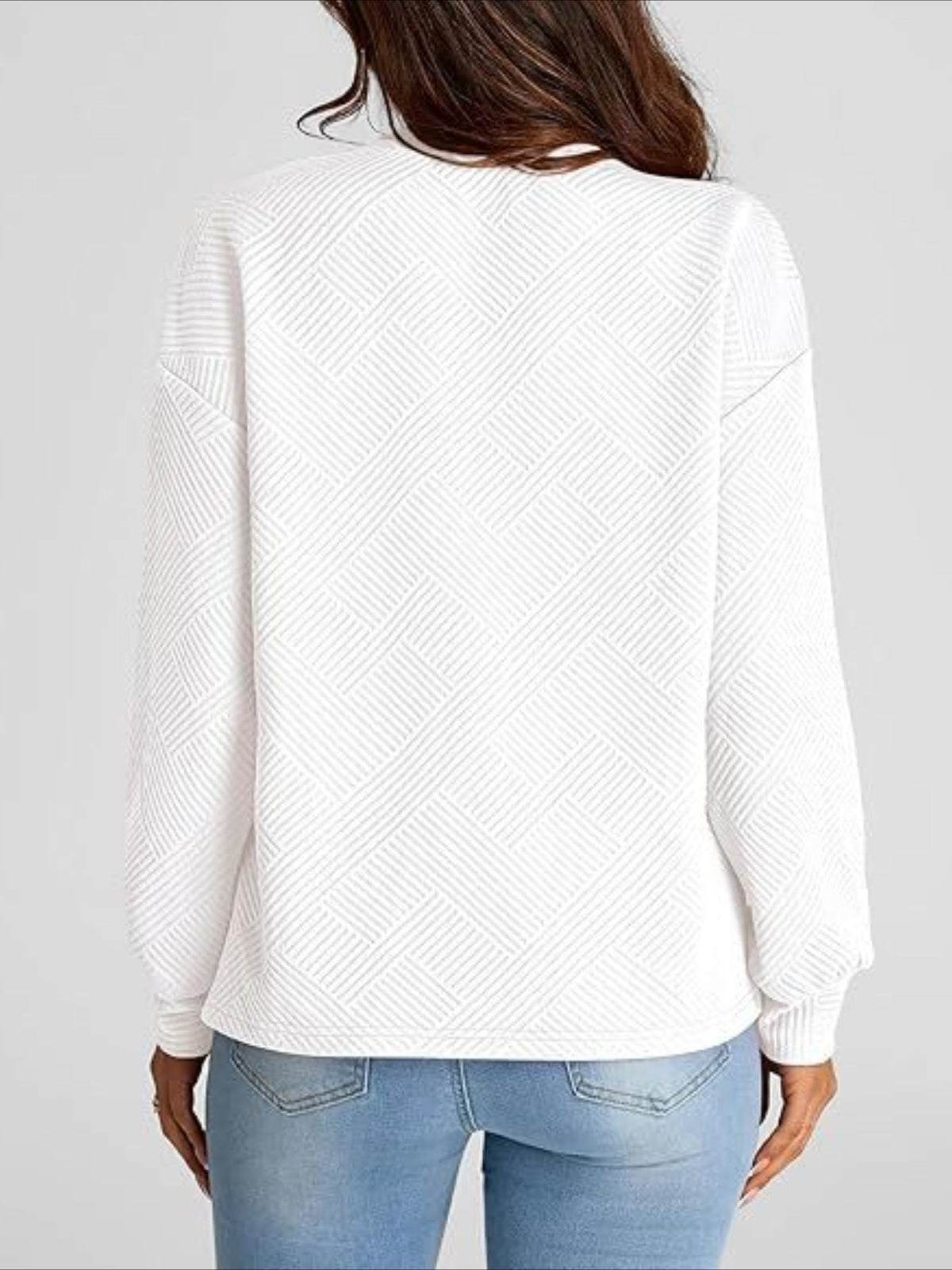 Textured Fabrics Long Sleeve Round Neck Sweatshirt