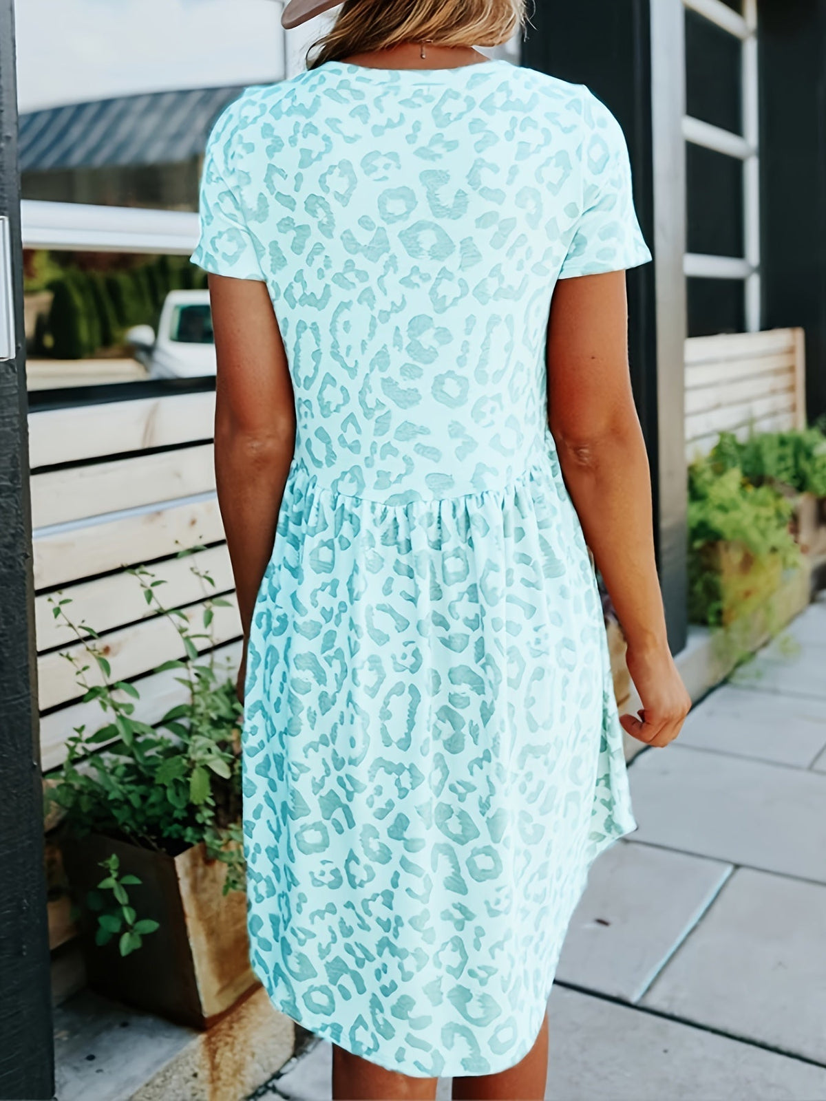 Leopard Print Crew Neck Dress, Casual Short Sleeve Dress