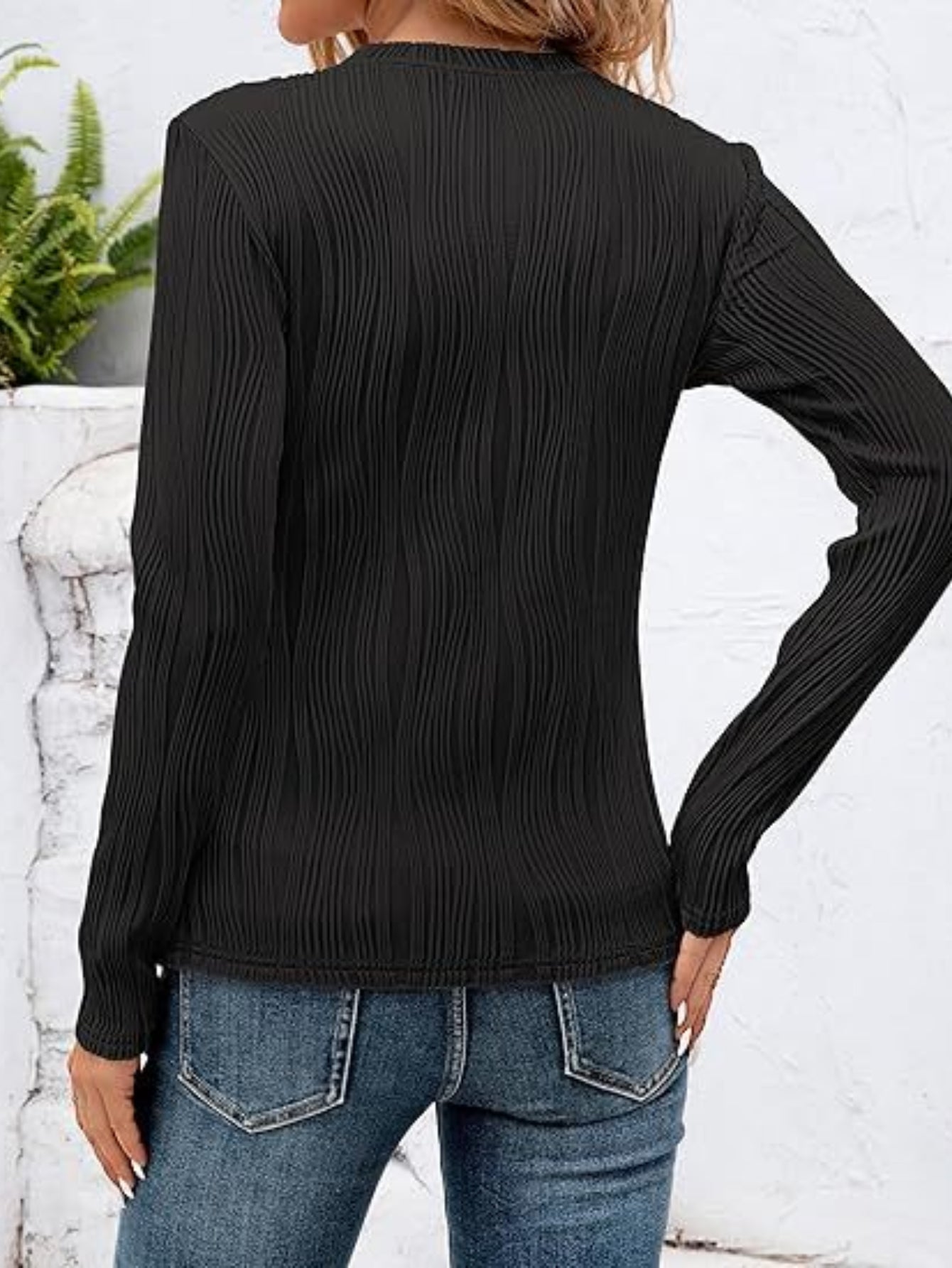 Sanopy Women's Long Sleeve Textured Knit Top