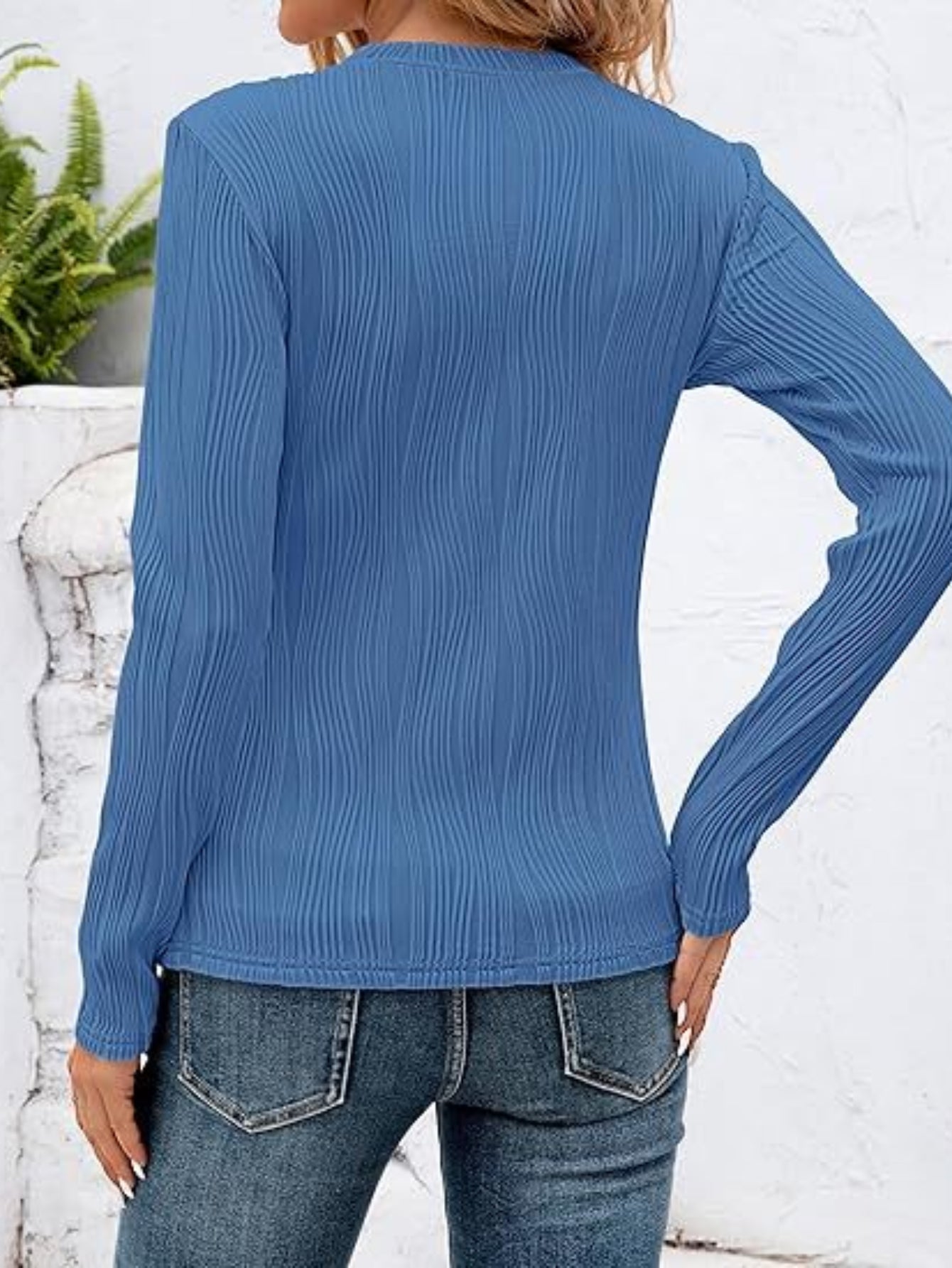 Sanopy Women's Long Sleeve Textured Knit Top