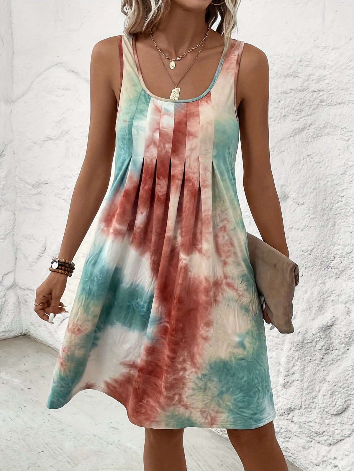 Vibrant Geometric Tie Dye Fitted Dress - Elegant Crew Neck, Sleeveless, Micro Elastic Polyester, Random Printing
