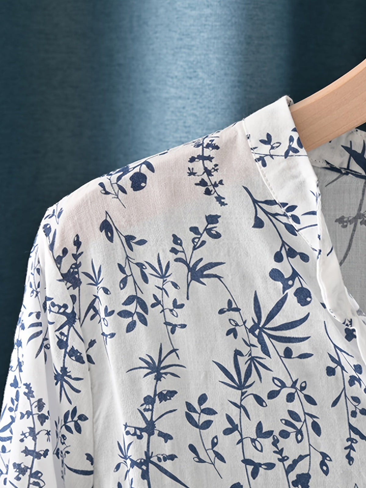 Floral V-neck Lightweight Seven Quarter Sleeved Shirt