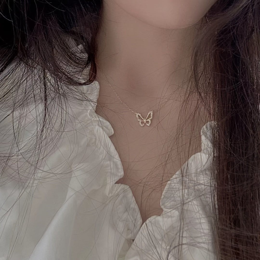 Free Gift 1pc Mini Hollow Out Butterfly Pendant Thin Chain Necklace Elegant Neck Jewelry (Copy)