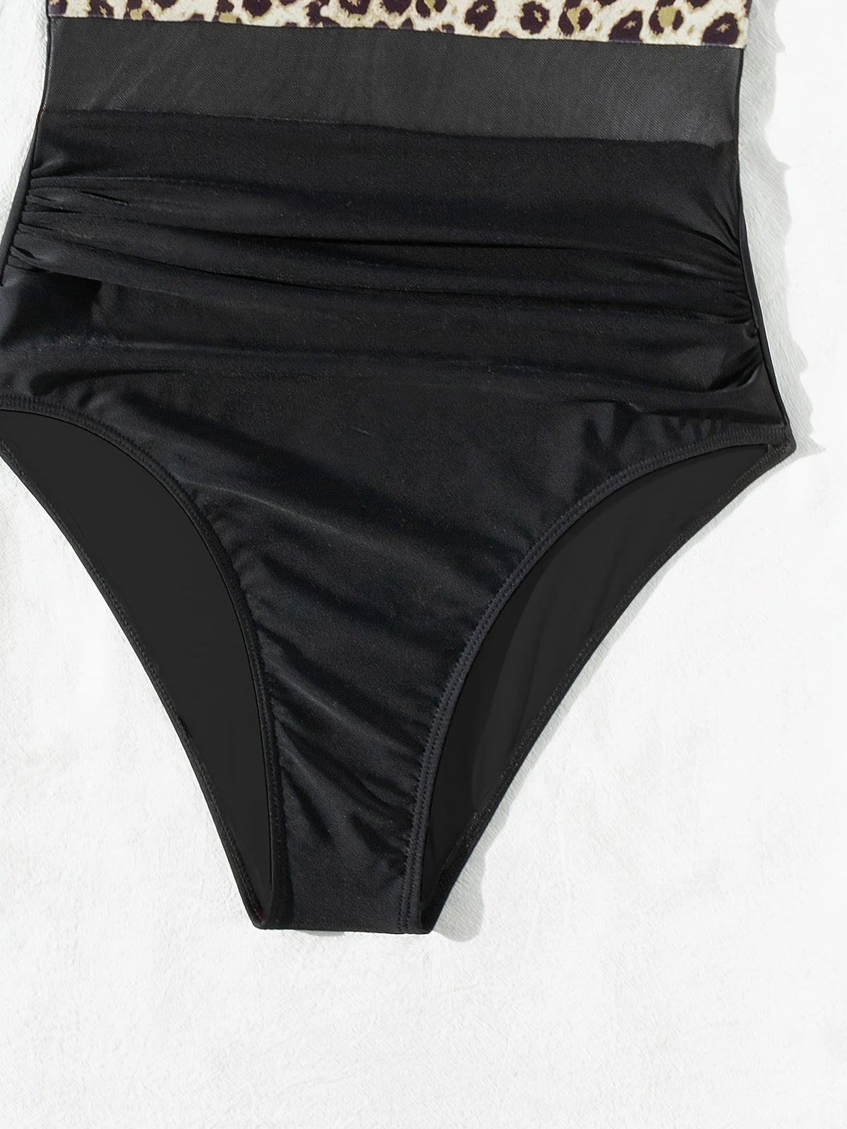 Solid Mesh Contrast One-piece Swimsuit, V Neck Stretchy Ruched Bathing Suits