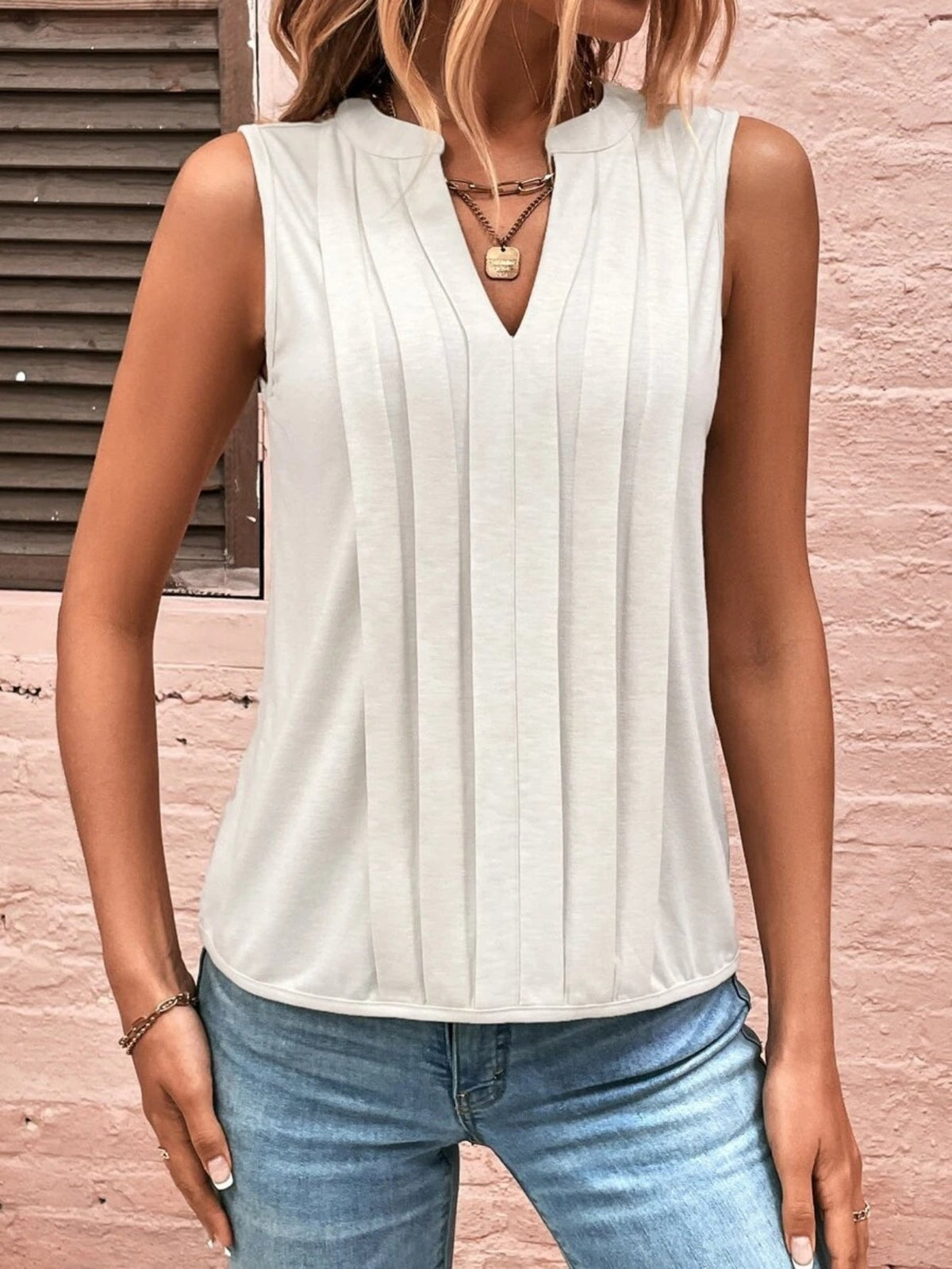 Gaharu Sleeveless Chiffon Tank Tops for Women Dressy V Neck Blouses Work Pleated Shirt