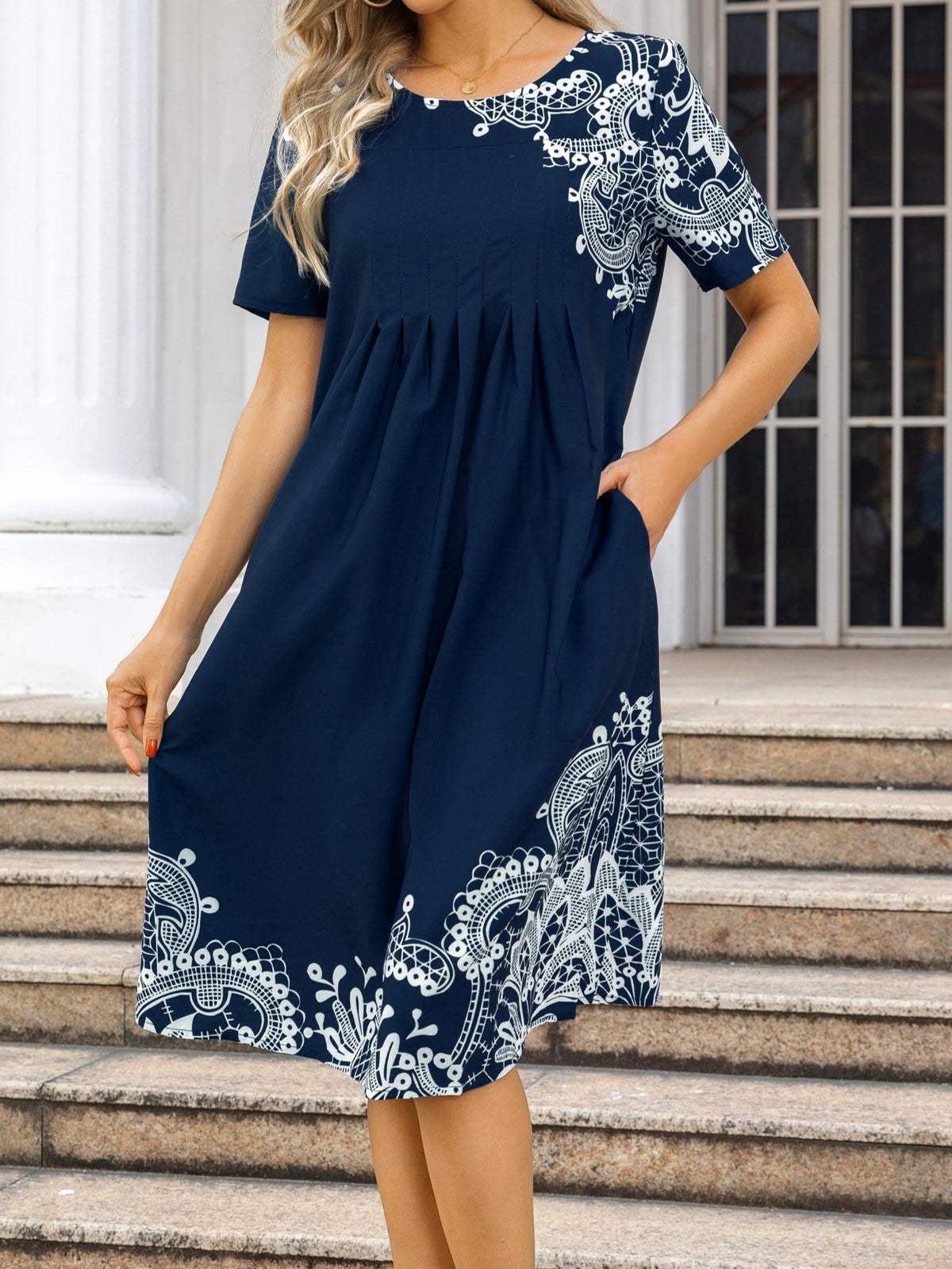 Mandala Print Short Sleeve Tucked Dress, Casual Crew Neck Dress