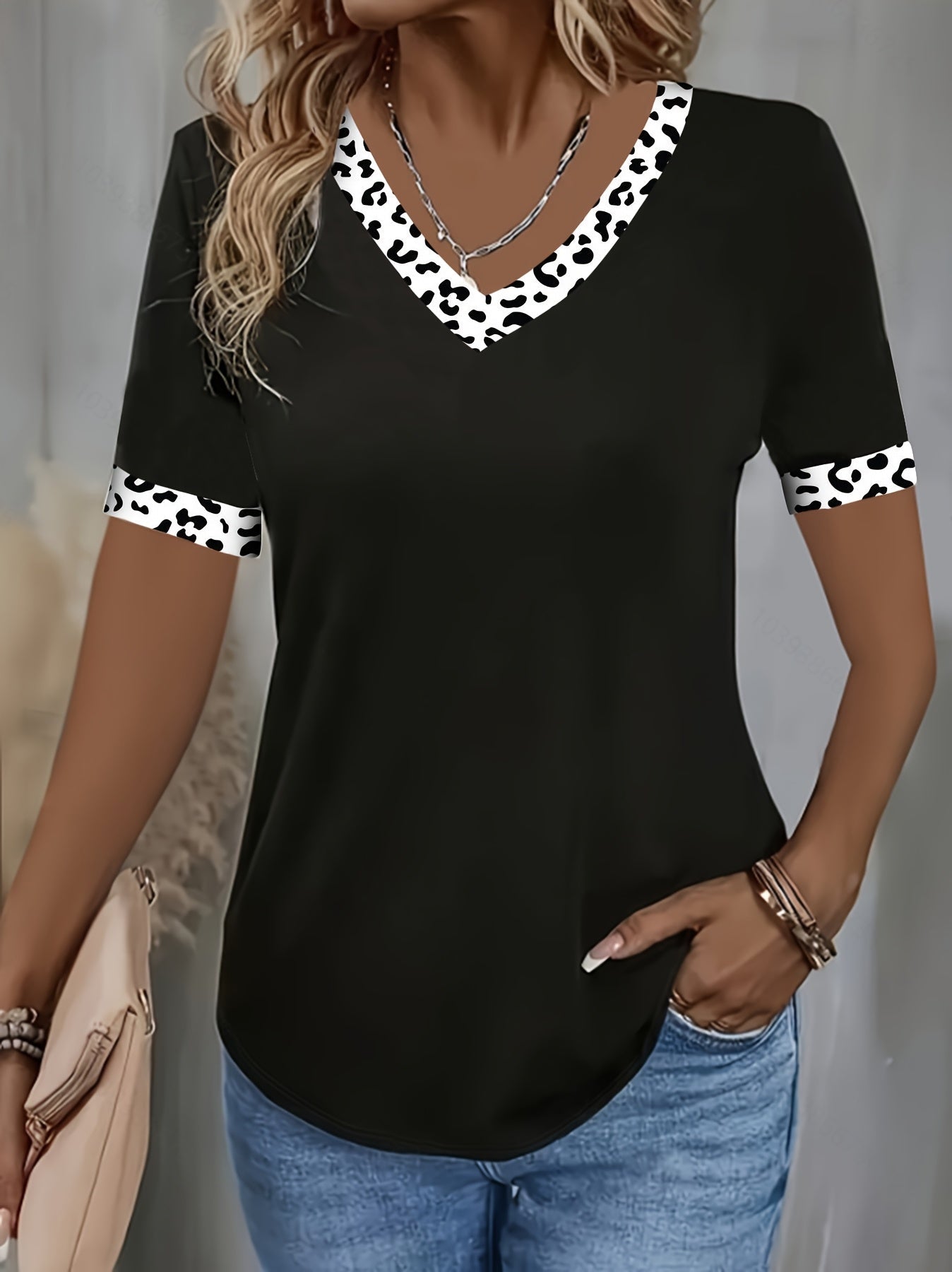 Elegant Short Sleeve Houndstooth Contrast V-Neck Tee