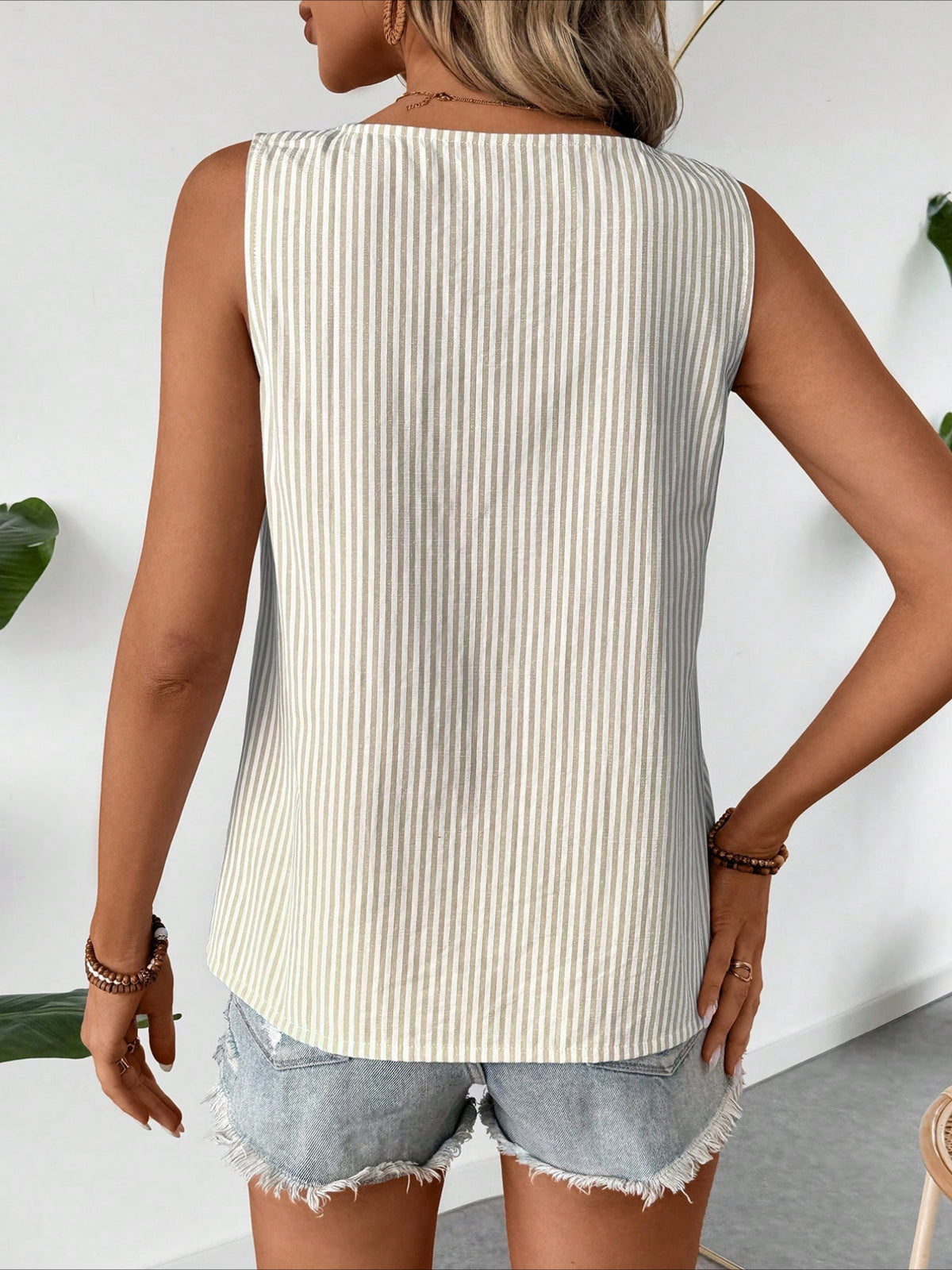 Regular Fit Plain Elegant Others T-Shirt