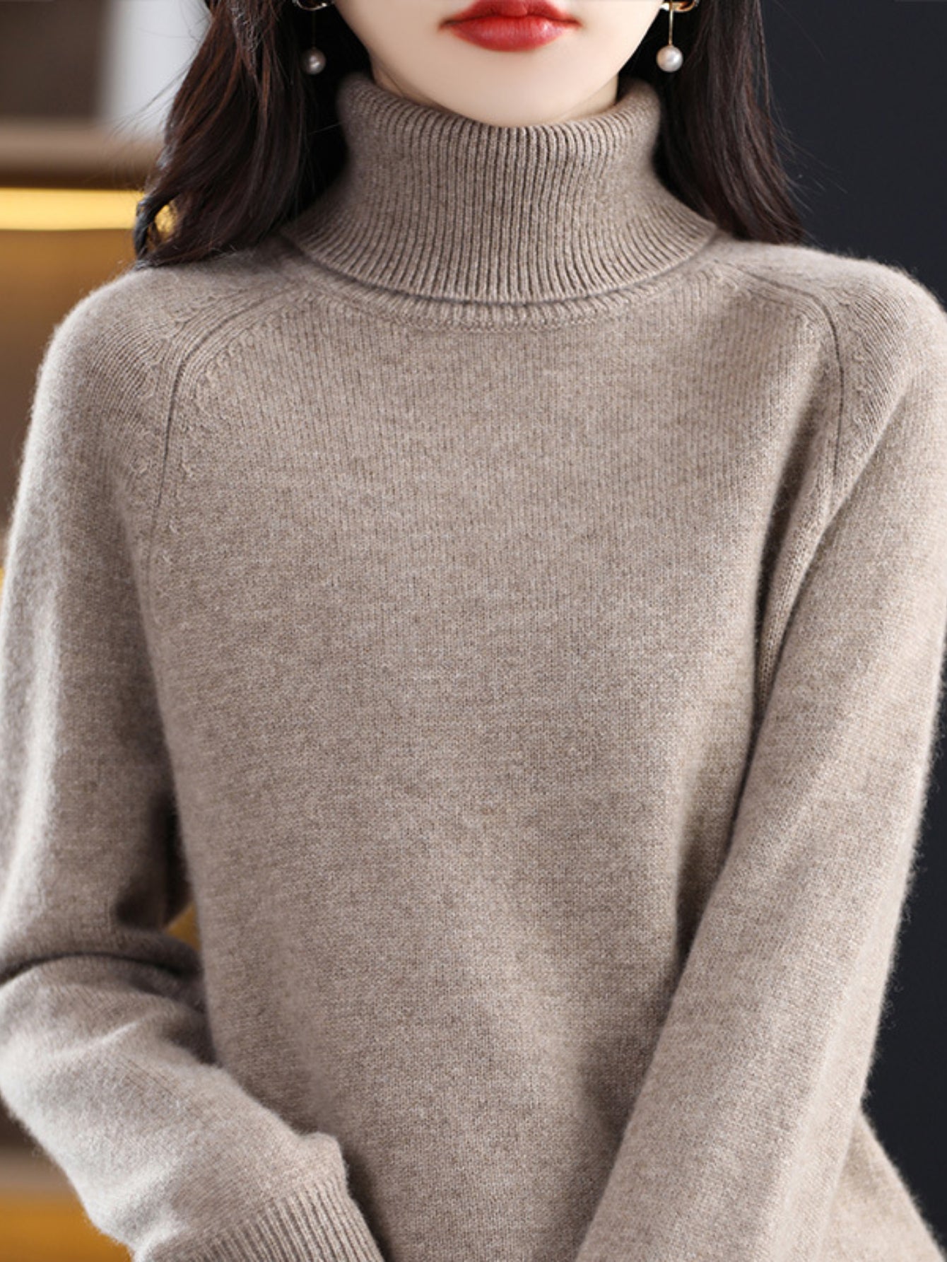 Cozy Solid Turtle Neck Sweater - Elegant Long Raglan Sleeve, Soft, Warm, and Comfortable