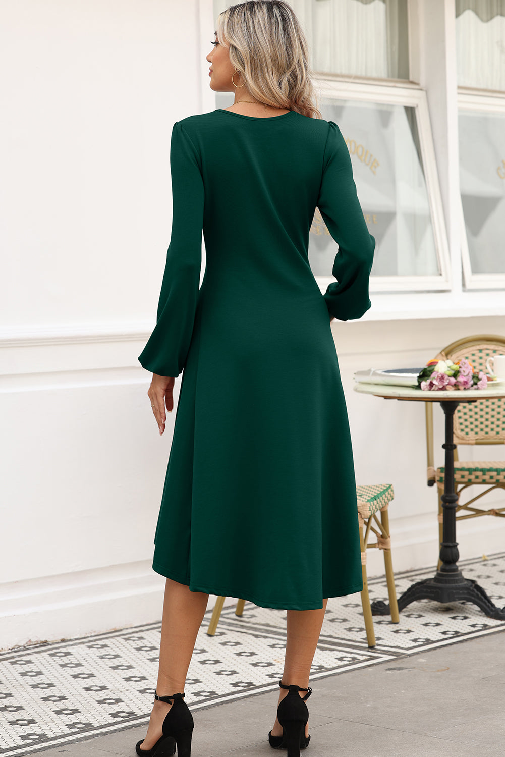 Blackish Green Solid Color Ruched Detail Long Sleeve Midi Dress