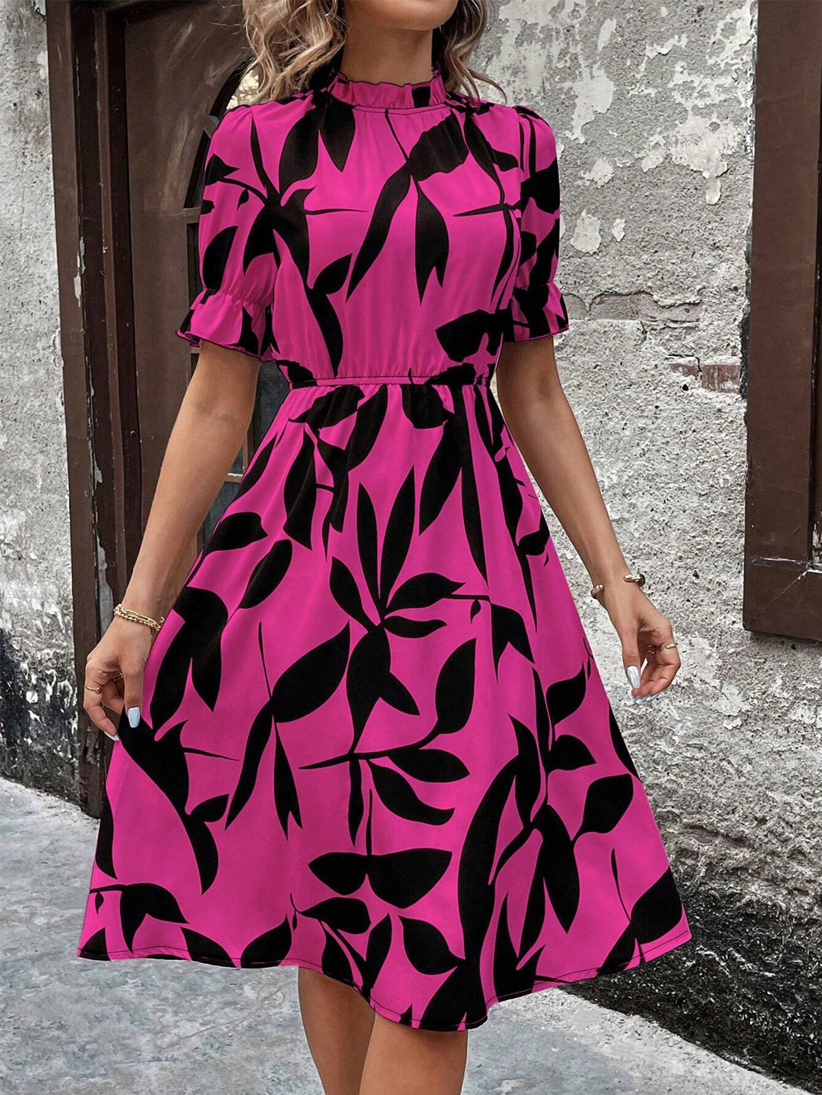 Leaf Print Mock Neck Dress, Elegant Short Sleeve Ruffle Cuff Back Keyhole A-line Dress