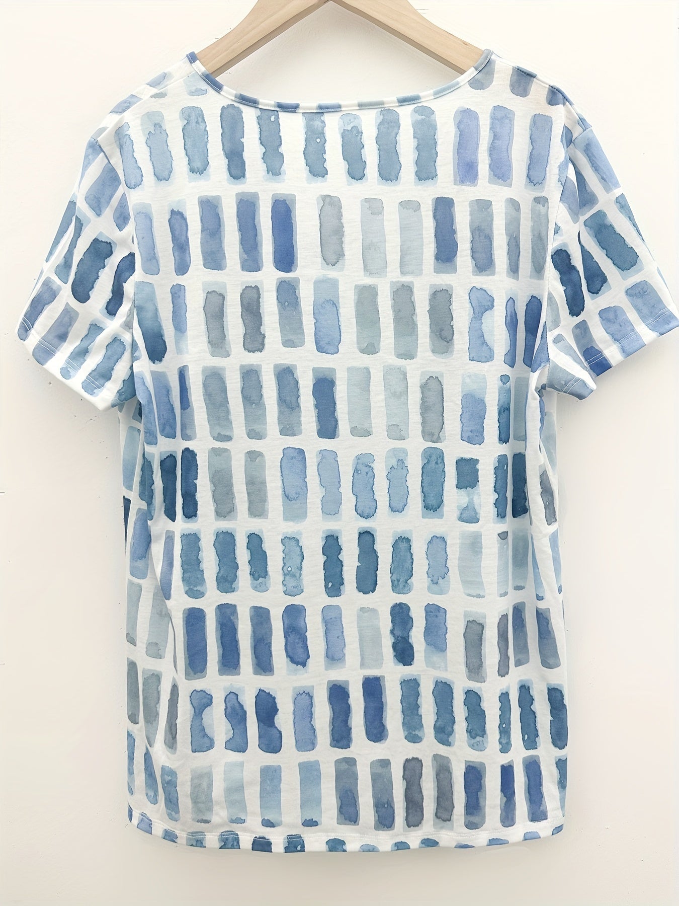 Short Sleeve Essential Geo Print T-Shirt
