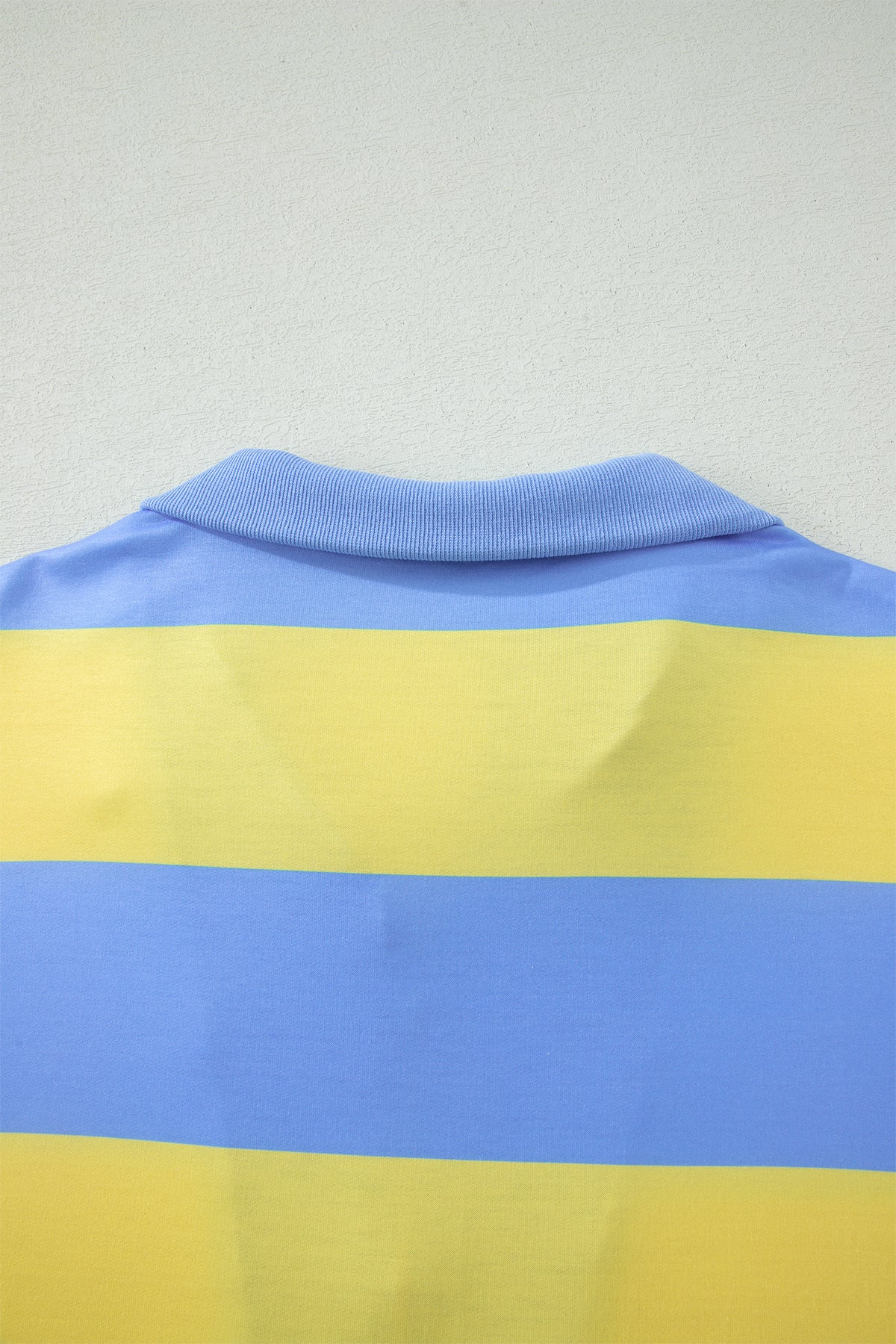 Yellow Stripe Half Zipper Placket Bracelet Sleeve Top Casual Shorts Set