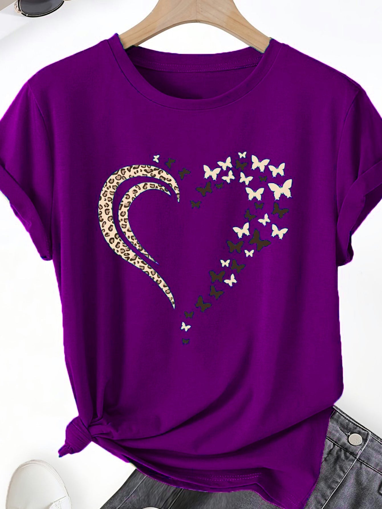 Comfortable And Relaxed Round Neck Short Sleeve Suitable T-Shirt
