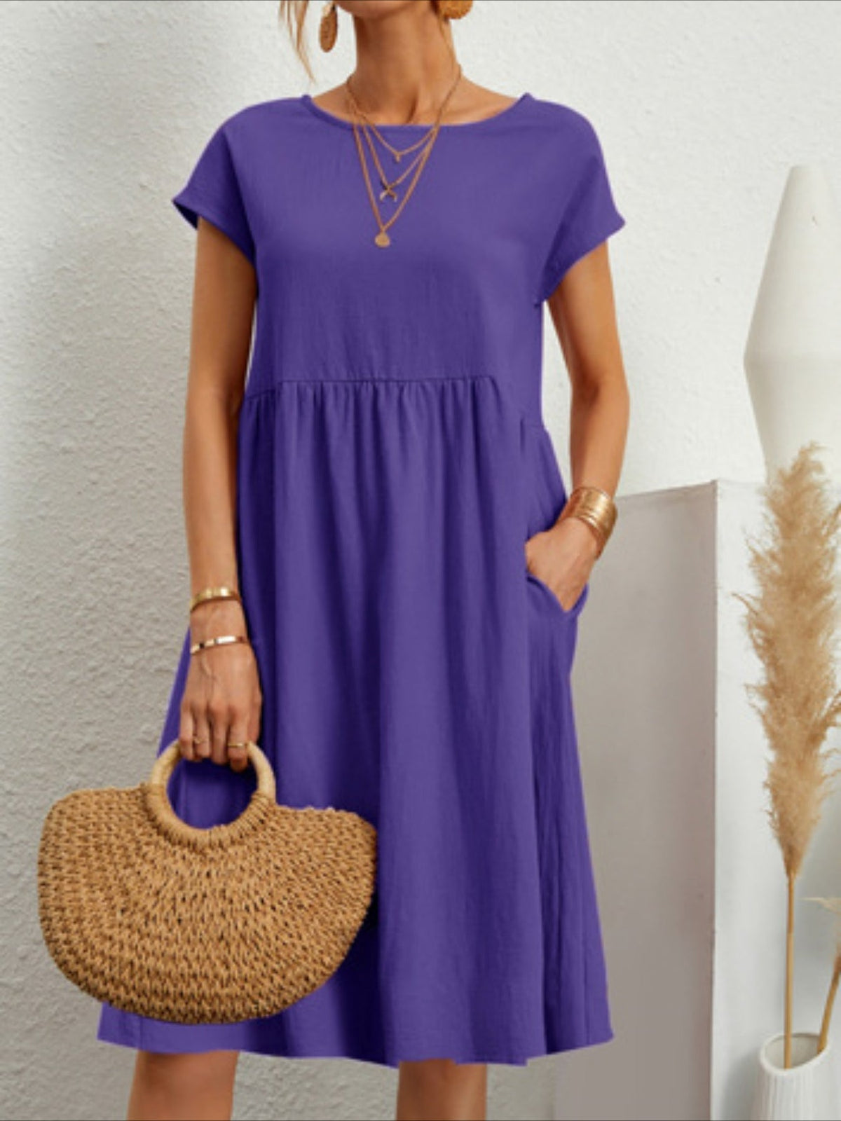 Solid Crew Neck Dress With Pocket, Casual Short Sleeve Midi Dress
