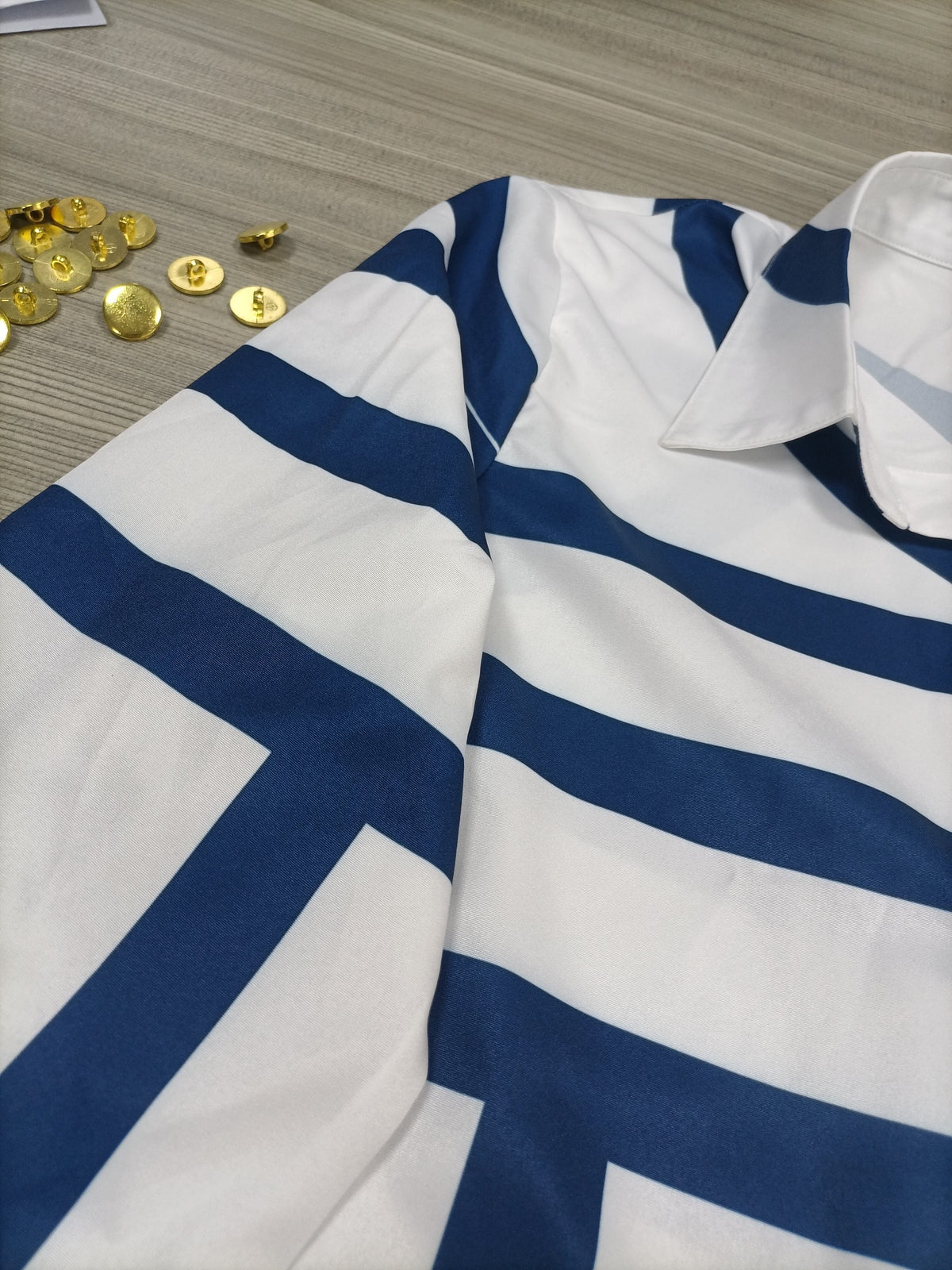 Geo Print Curved Hem Shirt, Casual Button Front Long Sleeve Shirt