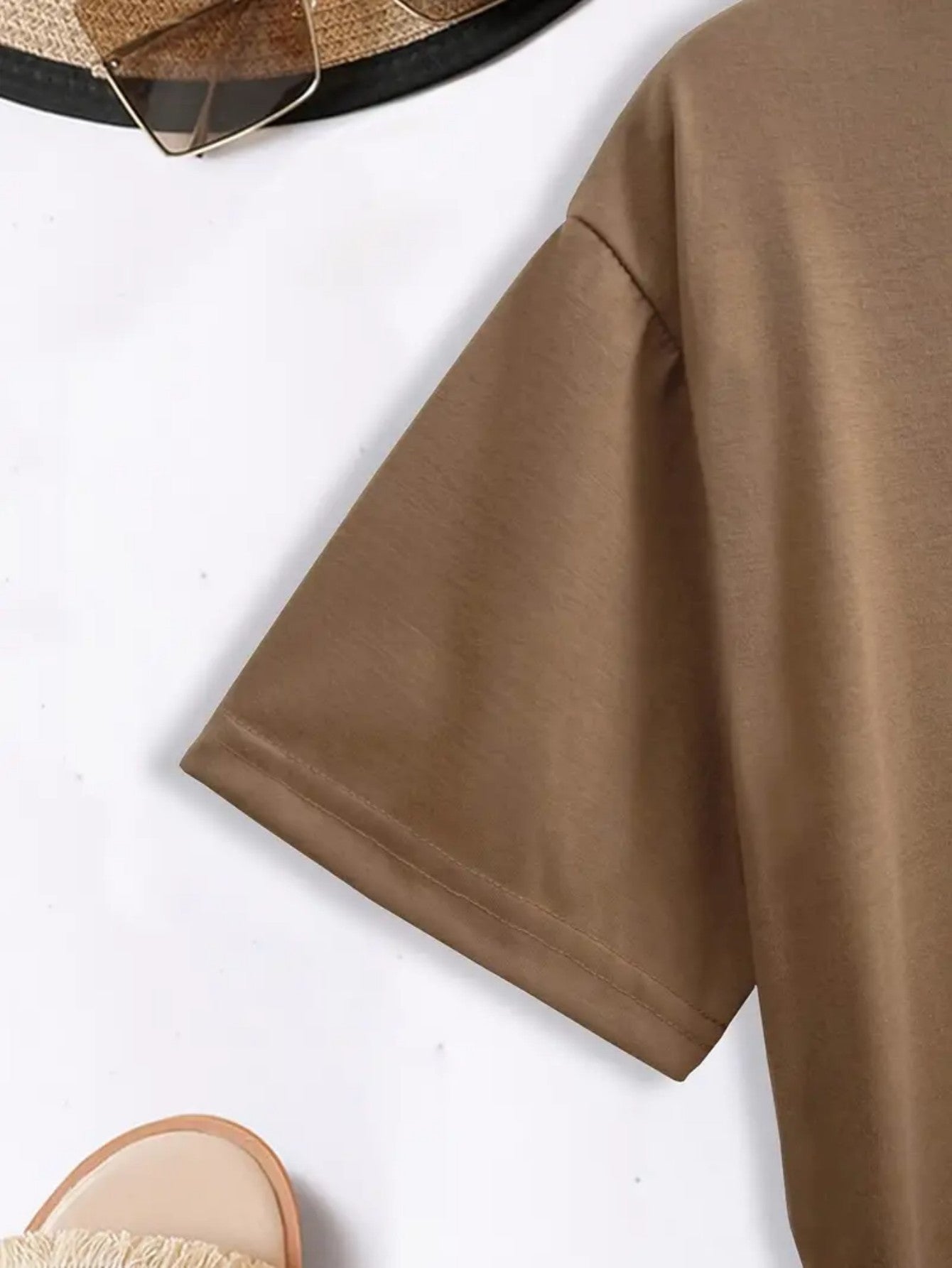 Comfortable And Relaxed Round Neck Short Sleeve Suitable T-Shirt