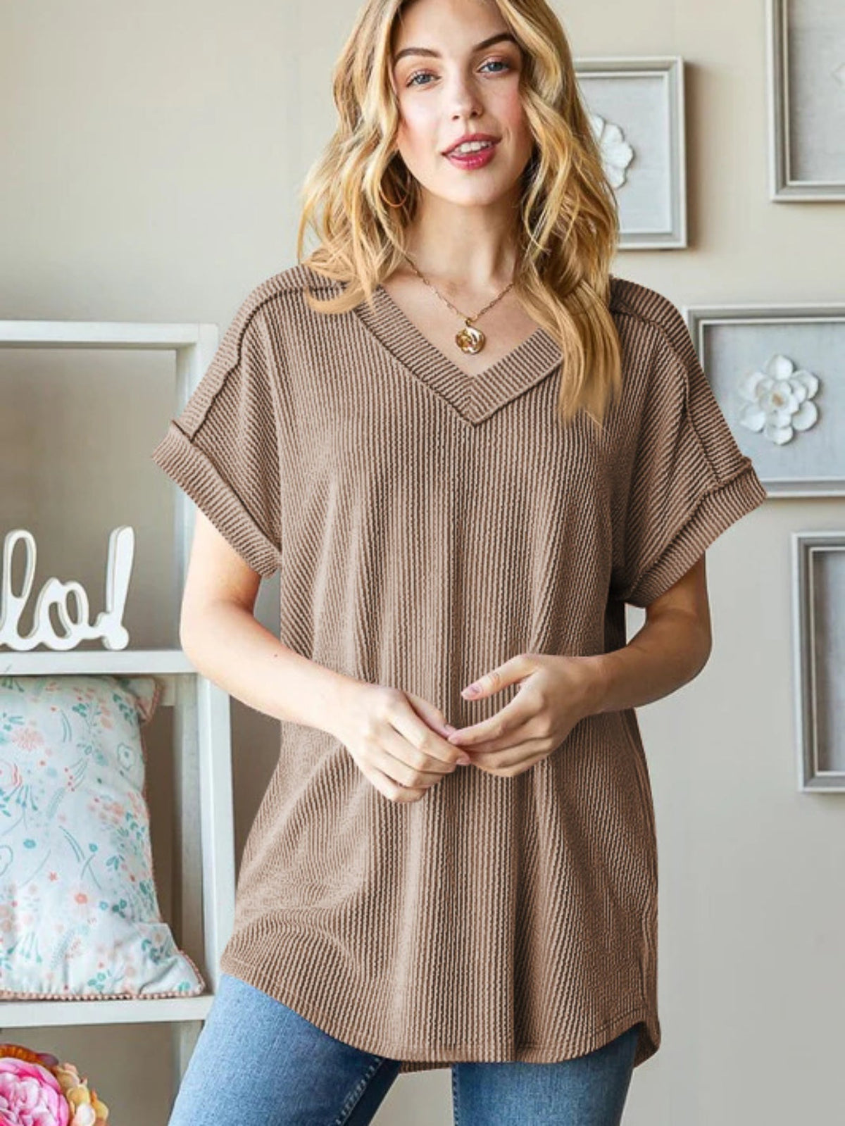 Striped jacquard knit loose-fitting V-neck short sleeve T-shirt