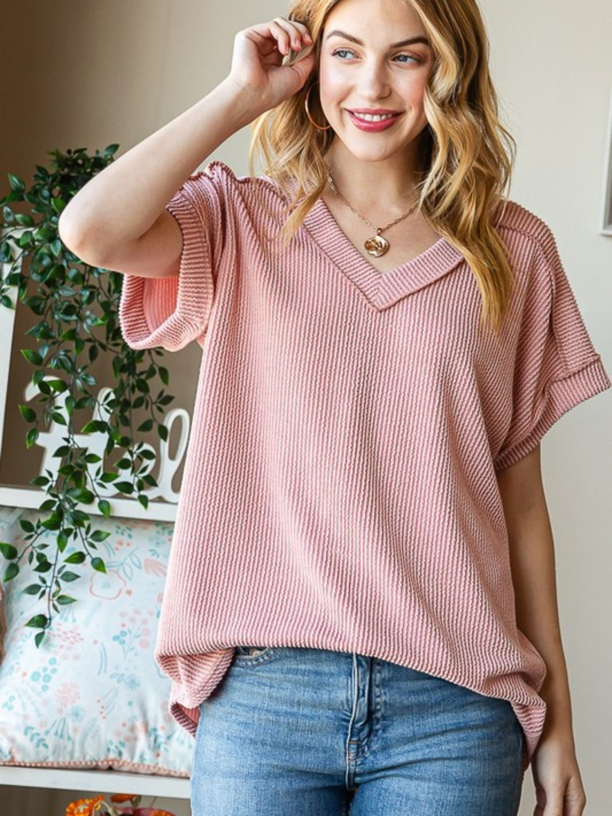 Striped jacquard knit loose-fitting V-neck short sleeve T-shirt