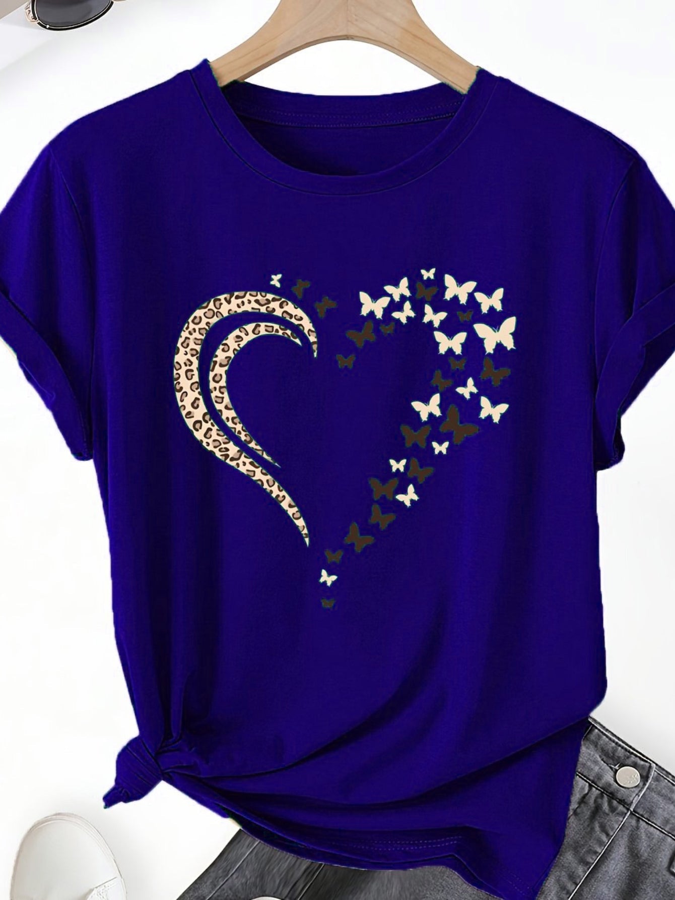 Comfortable And Relaxed Round Neck Short Sleeve Suitable T-Shirt