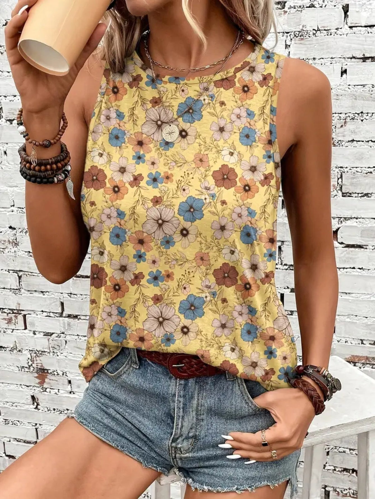 Casual Retro Floral Pattern Round Neck Tank Top