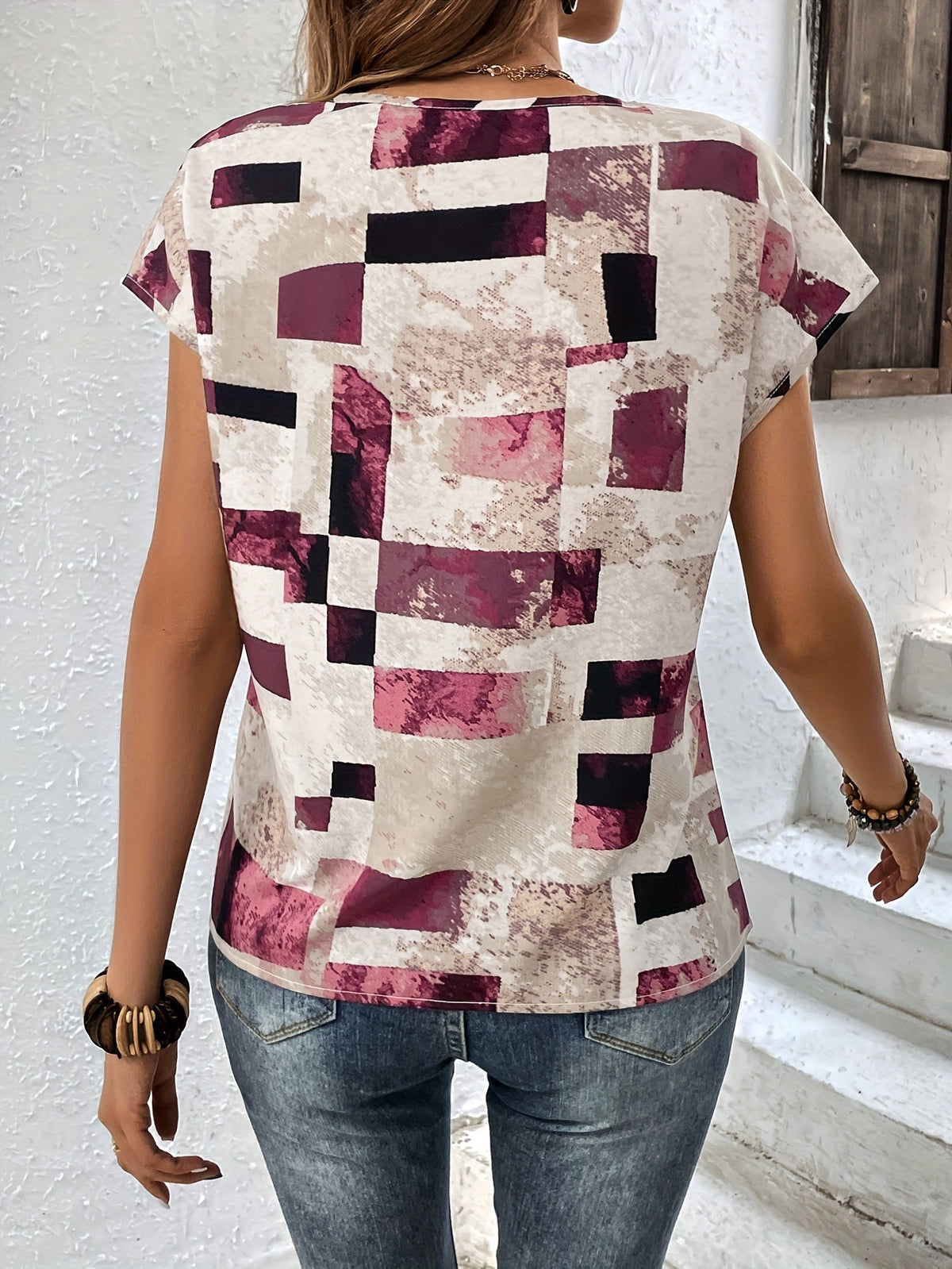 Graphic Print Crew Neck T-shirt, Short Sleeve Aztec Print Tops